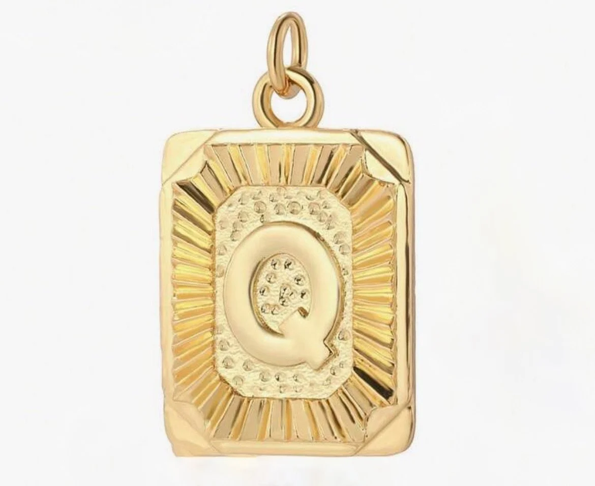 Gold Initial Charm – Personalized Letter Pendant - Q