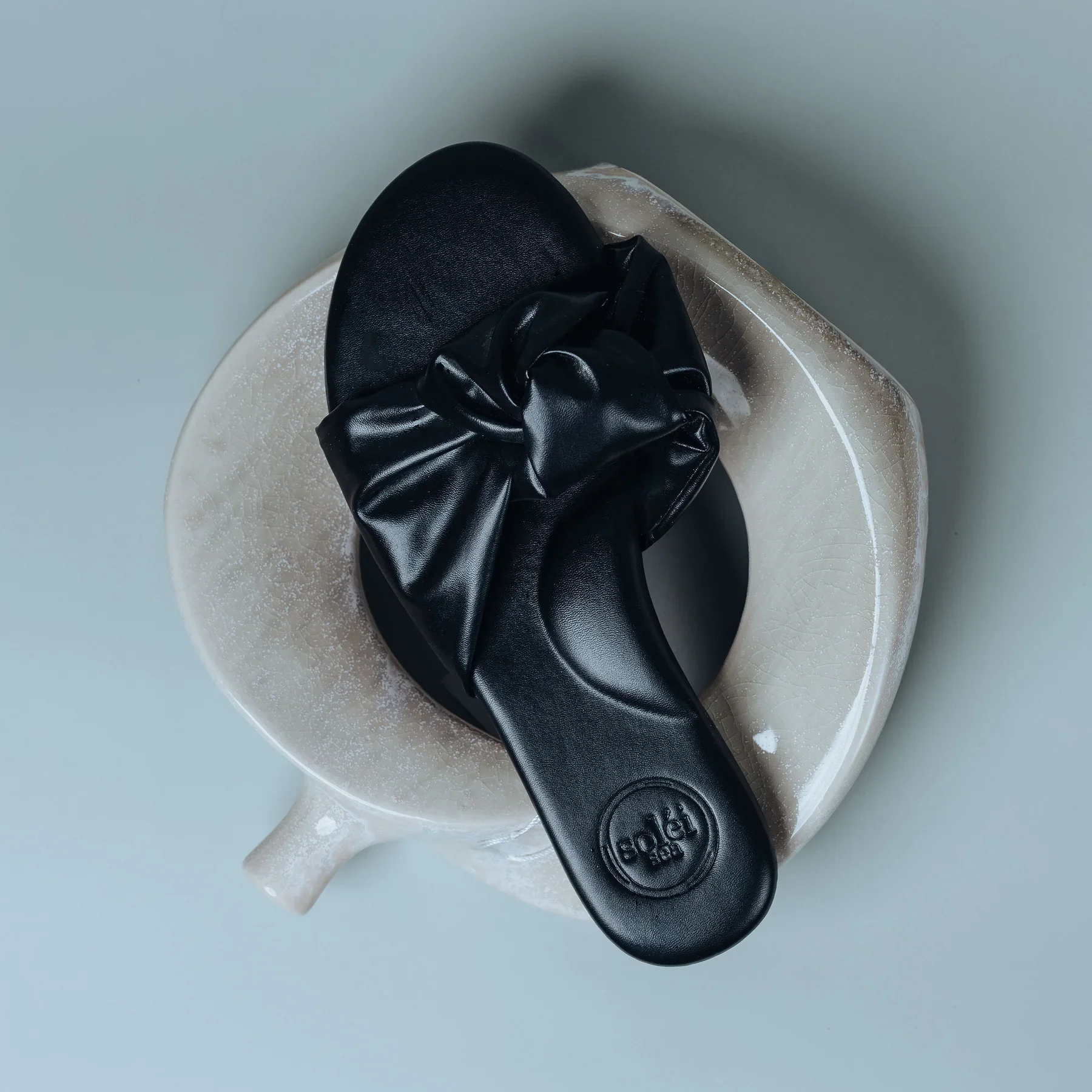 NOTTIE_BLACK_1_bceac7ff-e18a-43f5-b617-1fe0a0198aae.webp