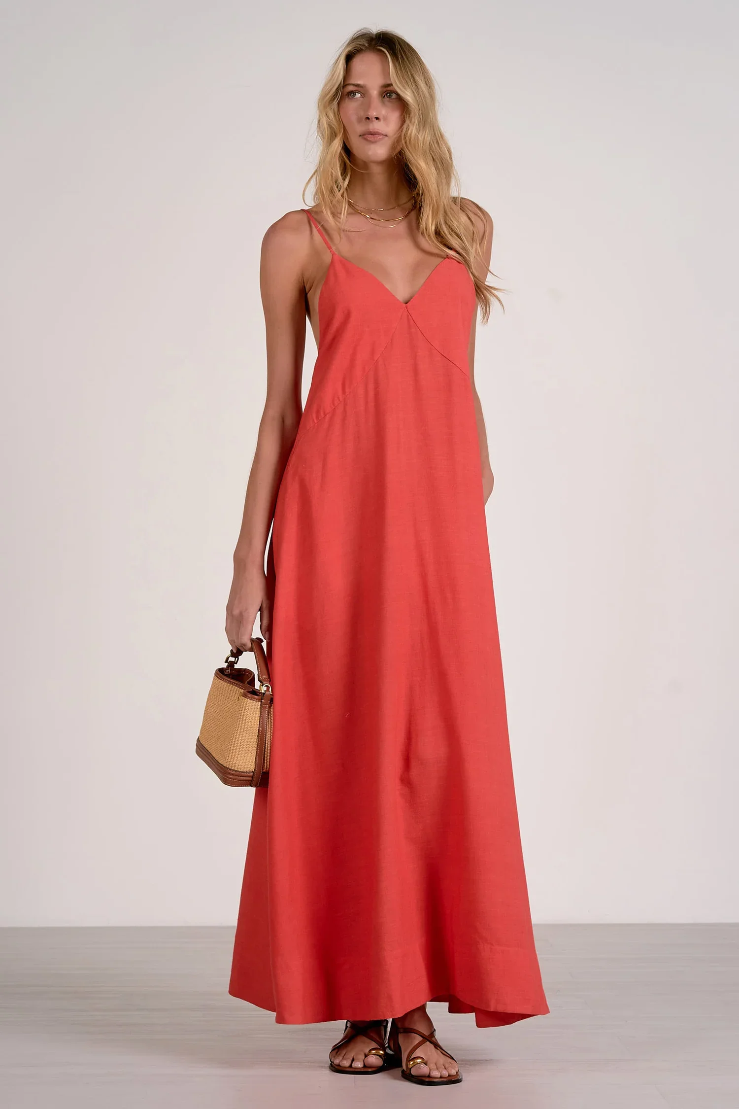 TL50225_R_0515.webp