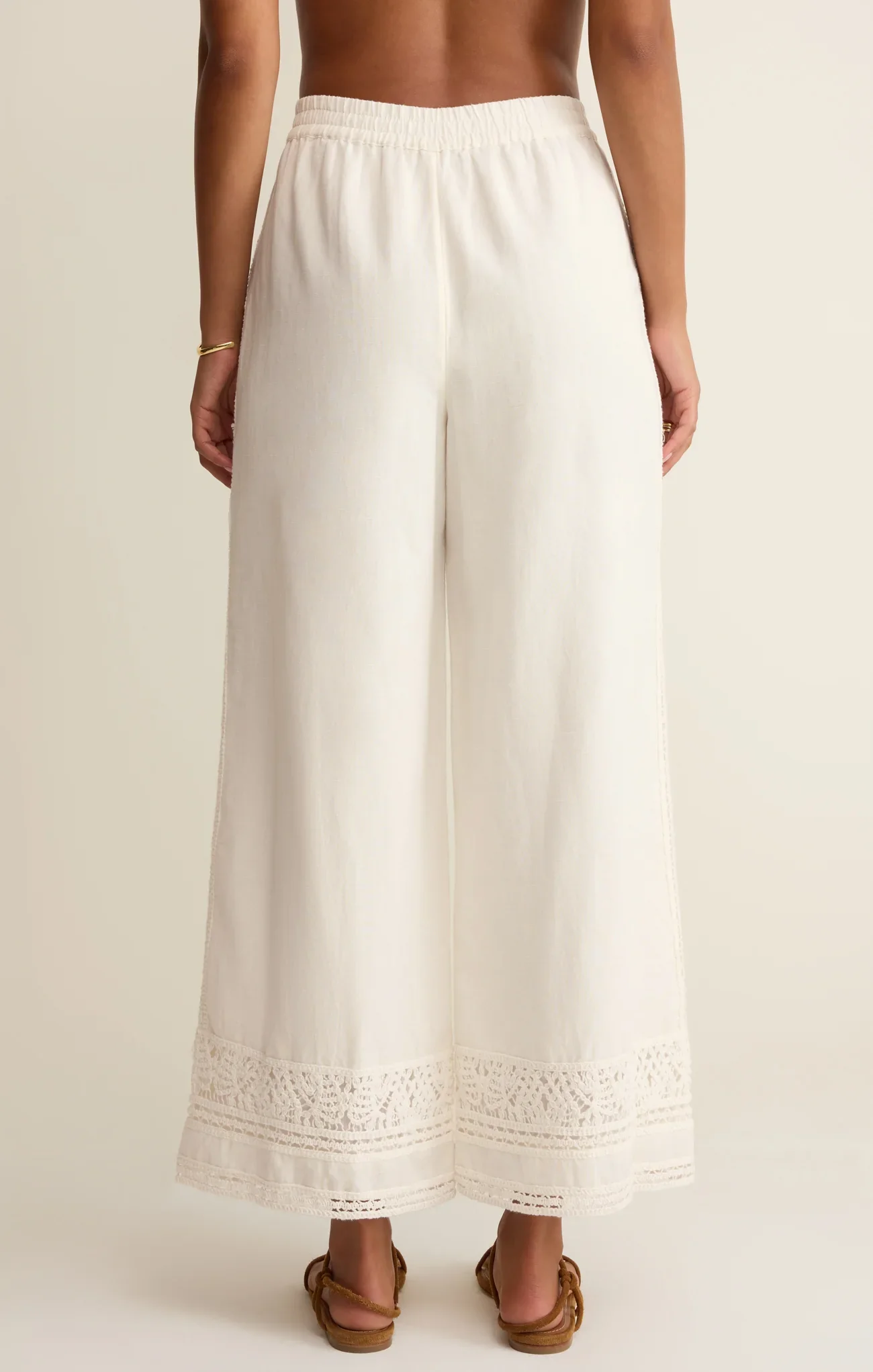 ZP262809_WHT_BACK_4000x.webp