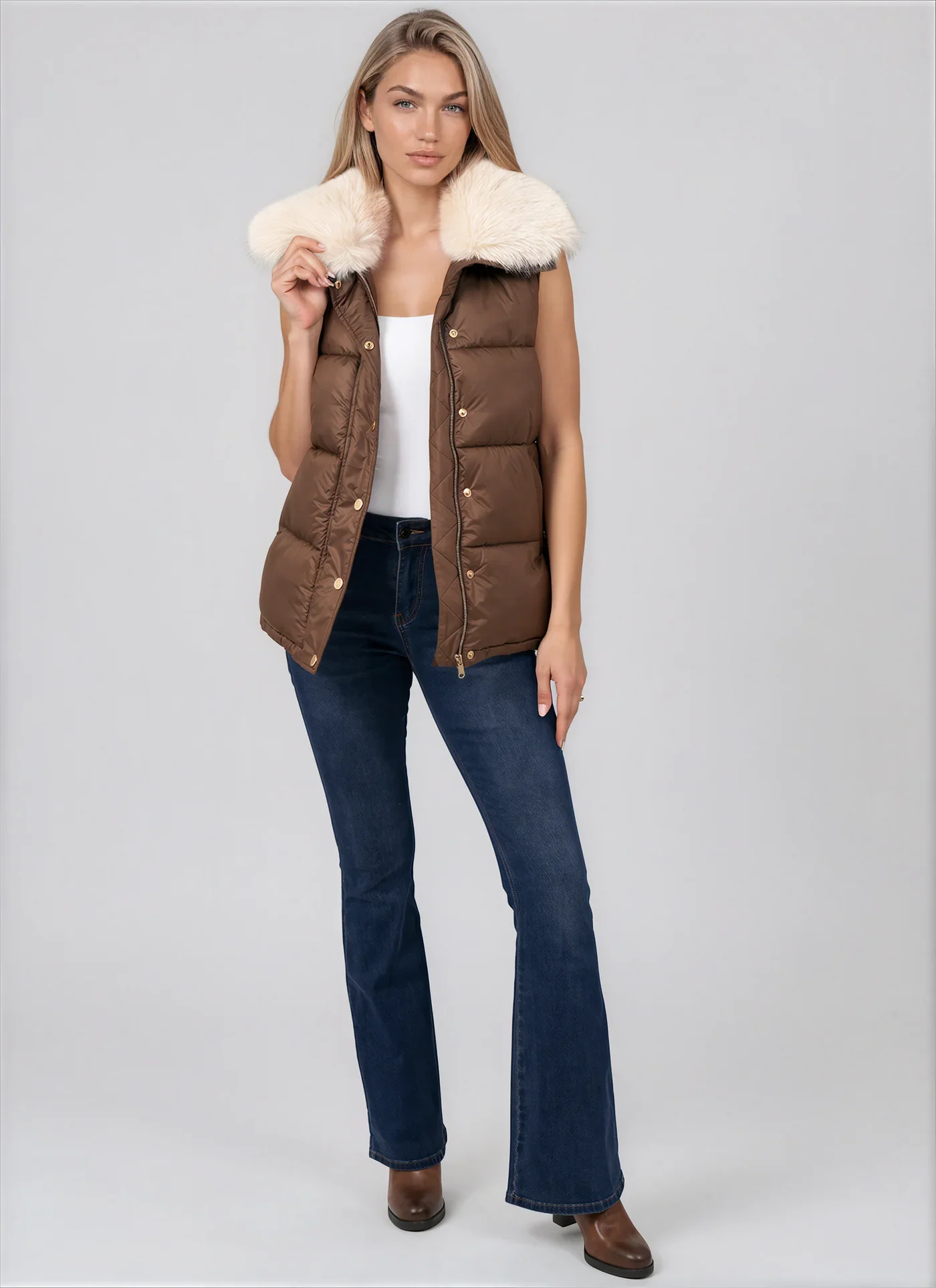 LT91-99_BROWN_3-Drew-Light_Studio.webp
