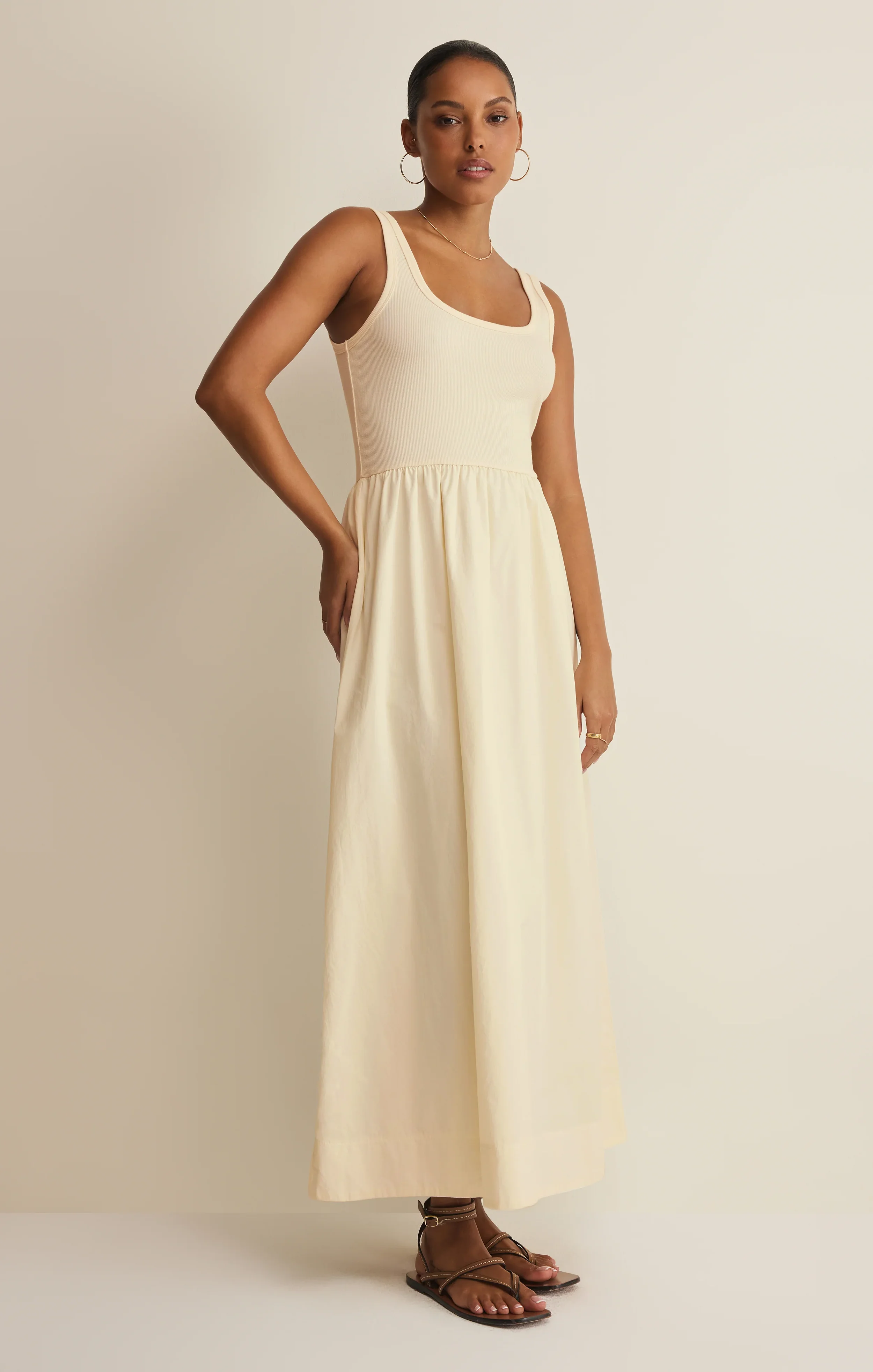 ZD262769_CUD_SIDE_cafa91ec-e95b-4ddb-9564-d57a7b3cc341_4000x.webp