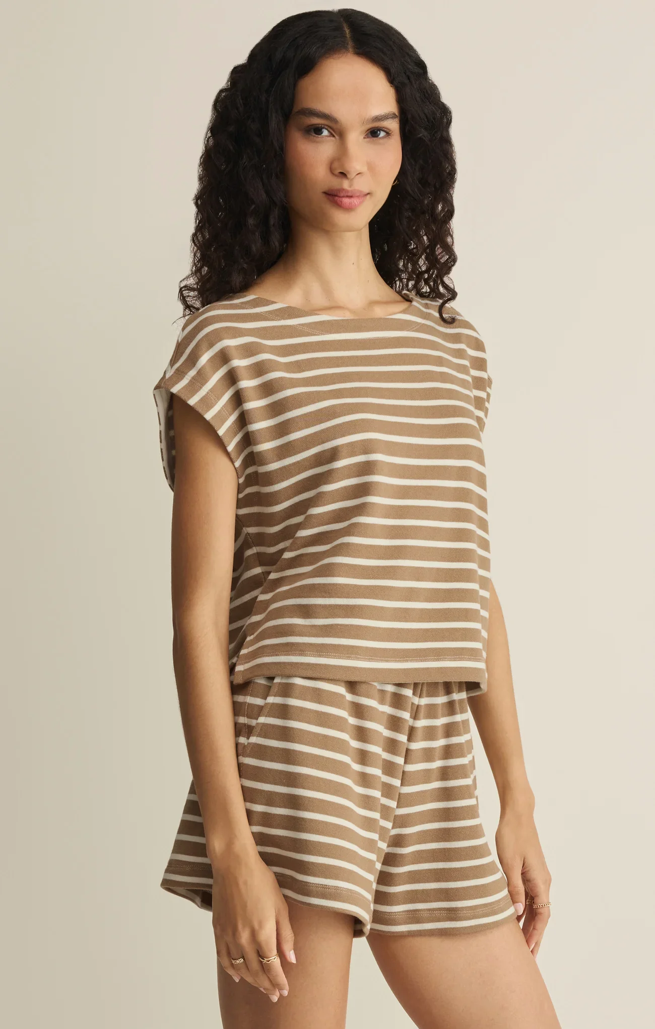 ZT262624_TAO_SIDE_4000x.webp