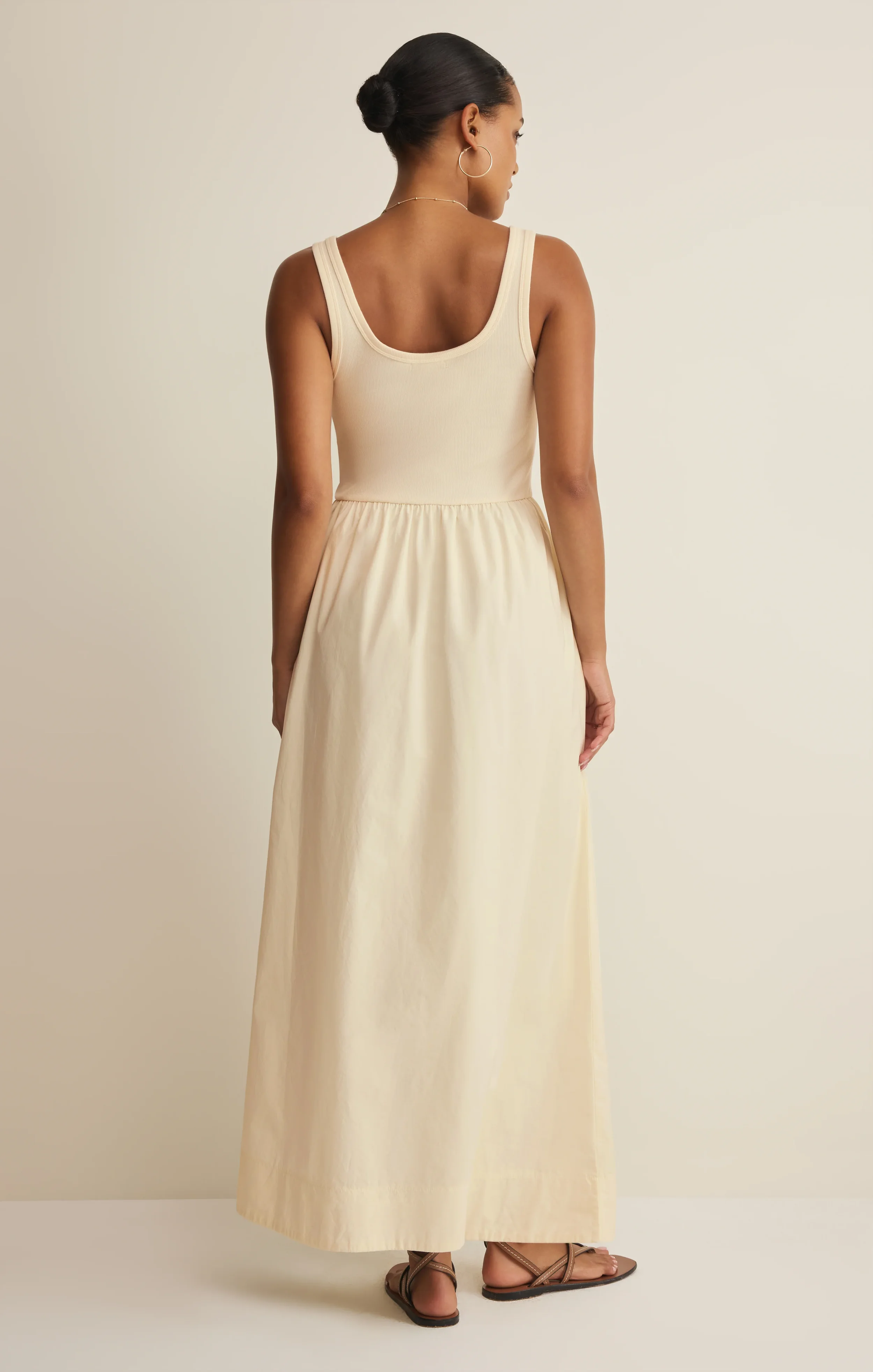 ZD262769_CUD_BACK_0df902b5-3245-412a-bf54-f797816c48cc_4000x.webp