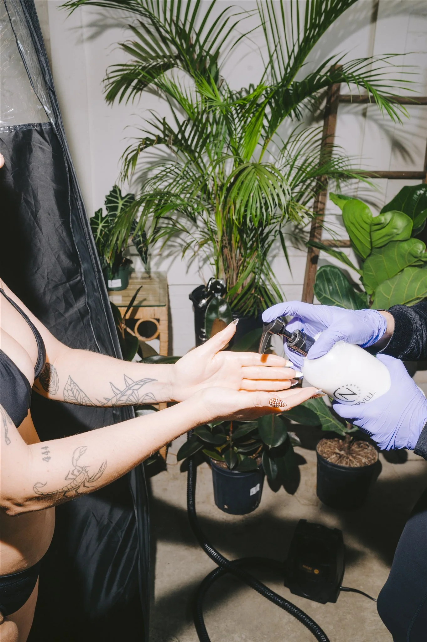 Skin by Katlin Or Zoom Tan: Choosing Your Naples Spray Tan Experience