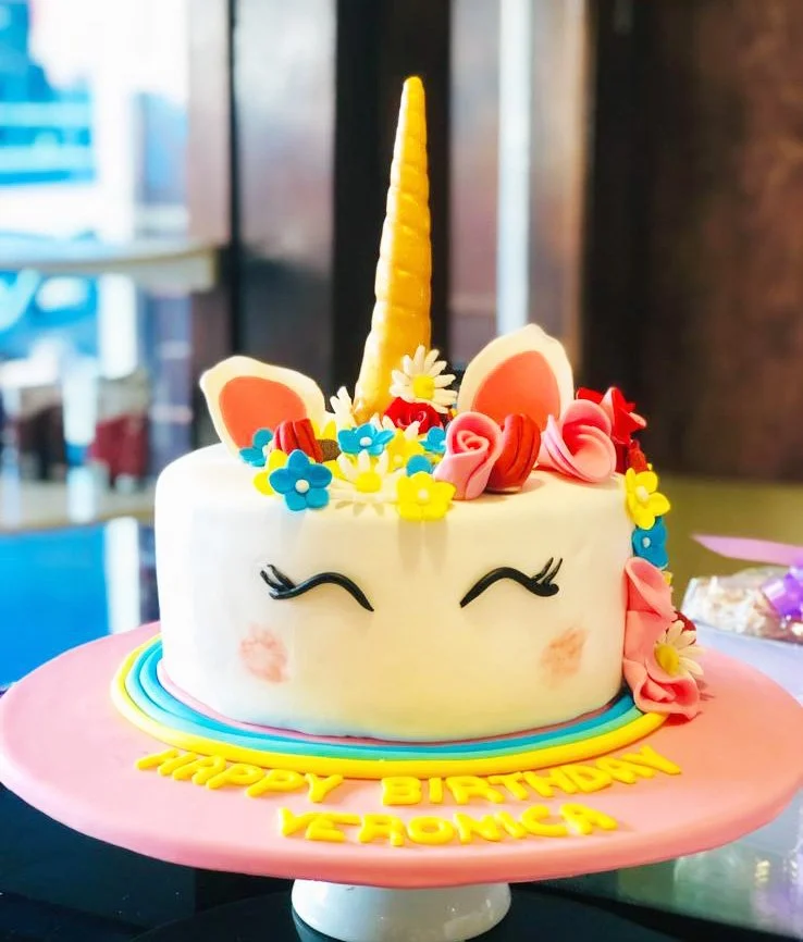 custom cake4.jpg