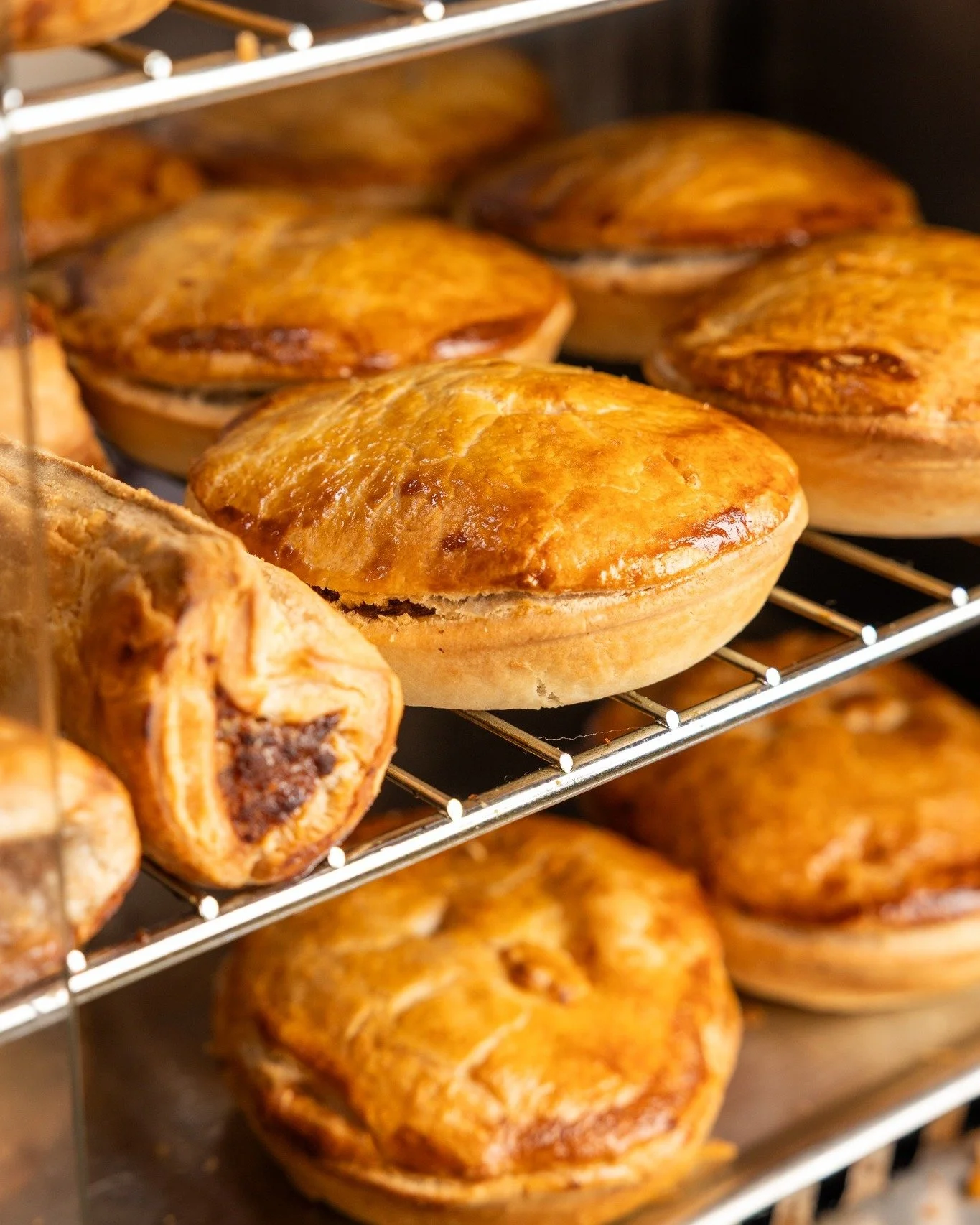 Your local stop for a proper homemade pie's. 

Perfect for a relaxed lunch, dine in or takeaway at our Haberfield store.

#sanvalentino

#sydneyfood #sydneybakery #sydneypastries #sydneydesserts #takeawaylunch #sydneyfoodies