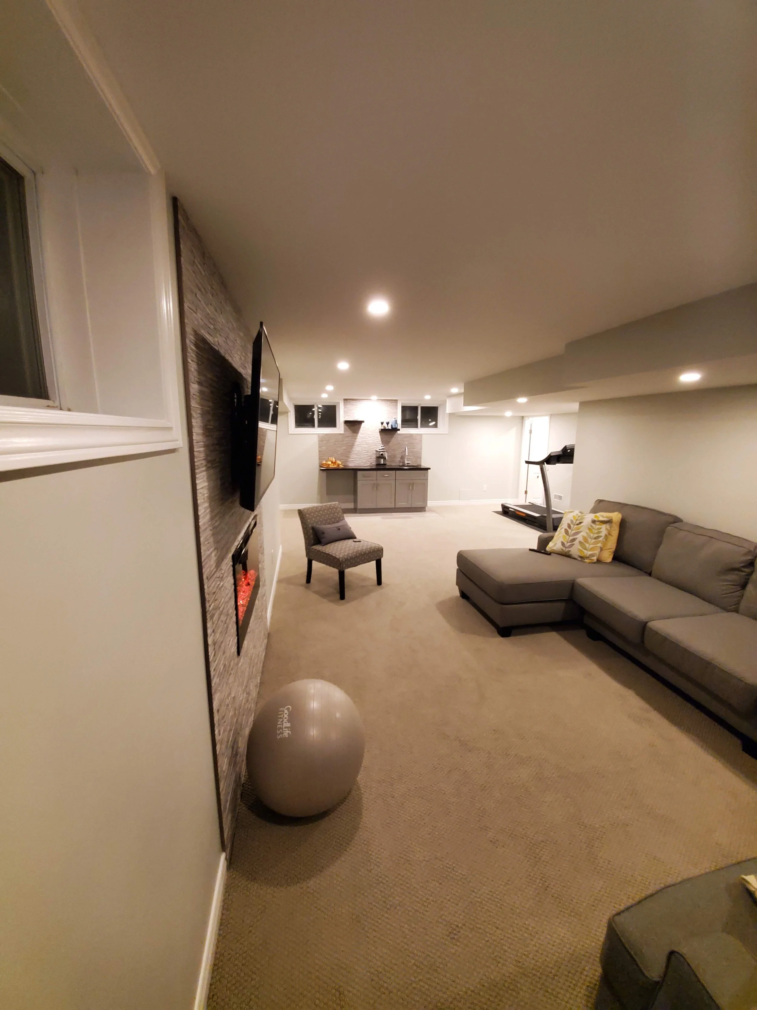 Full basement in Guelph