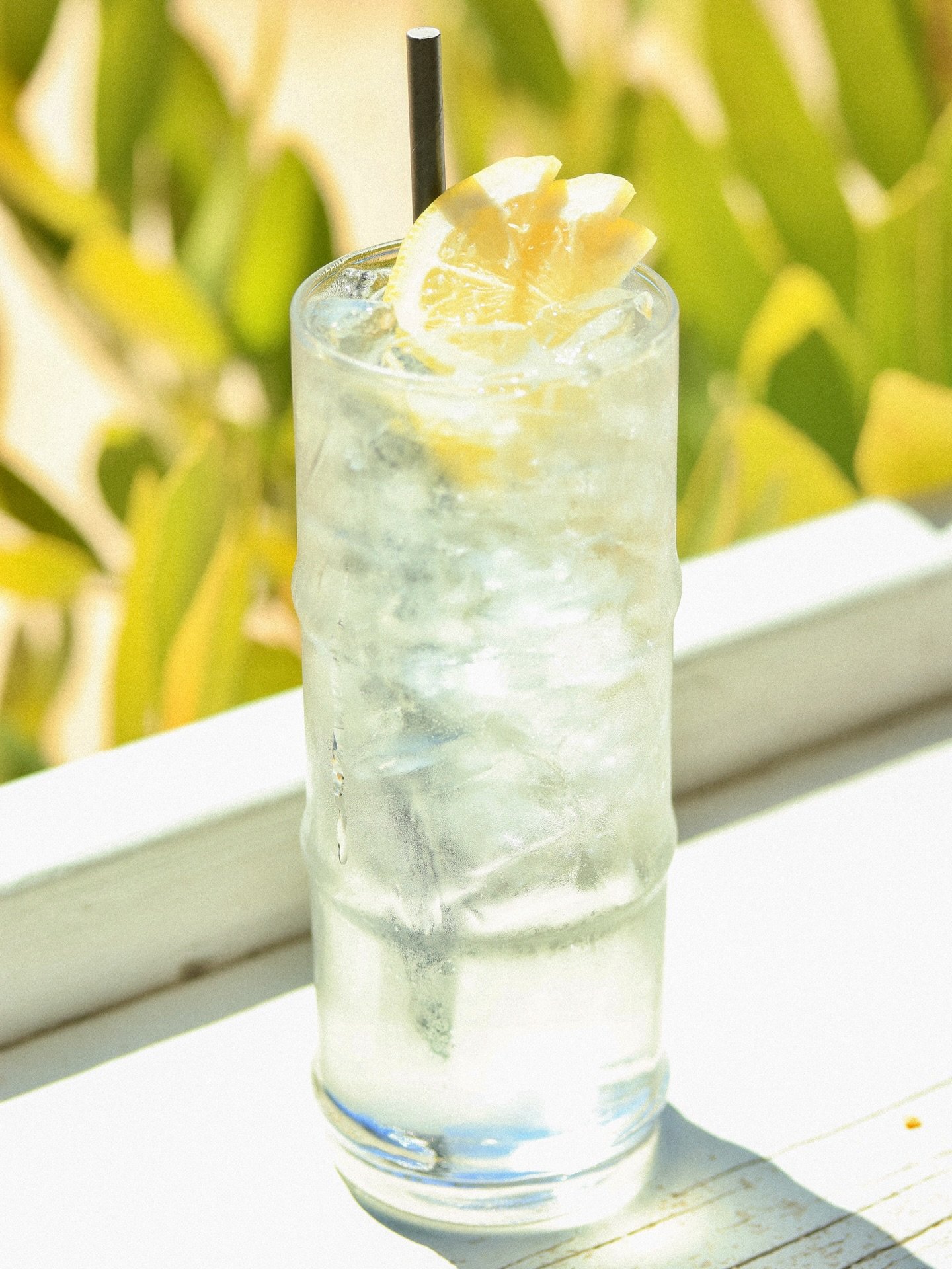 Our crushable martini is made for long afternoons 🏝️ showcasing Australian native botanicals &mdash;

+ three wise men navy jack gin 
+ regal rogue dry vermouth 
+ lemon myrtle 
+ orange bitters 
+ soda

#littleshack #littleshackportmac #martini