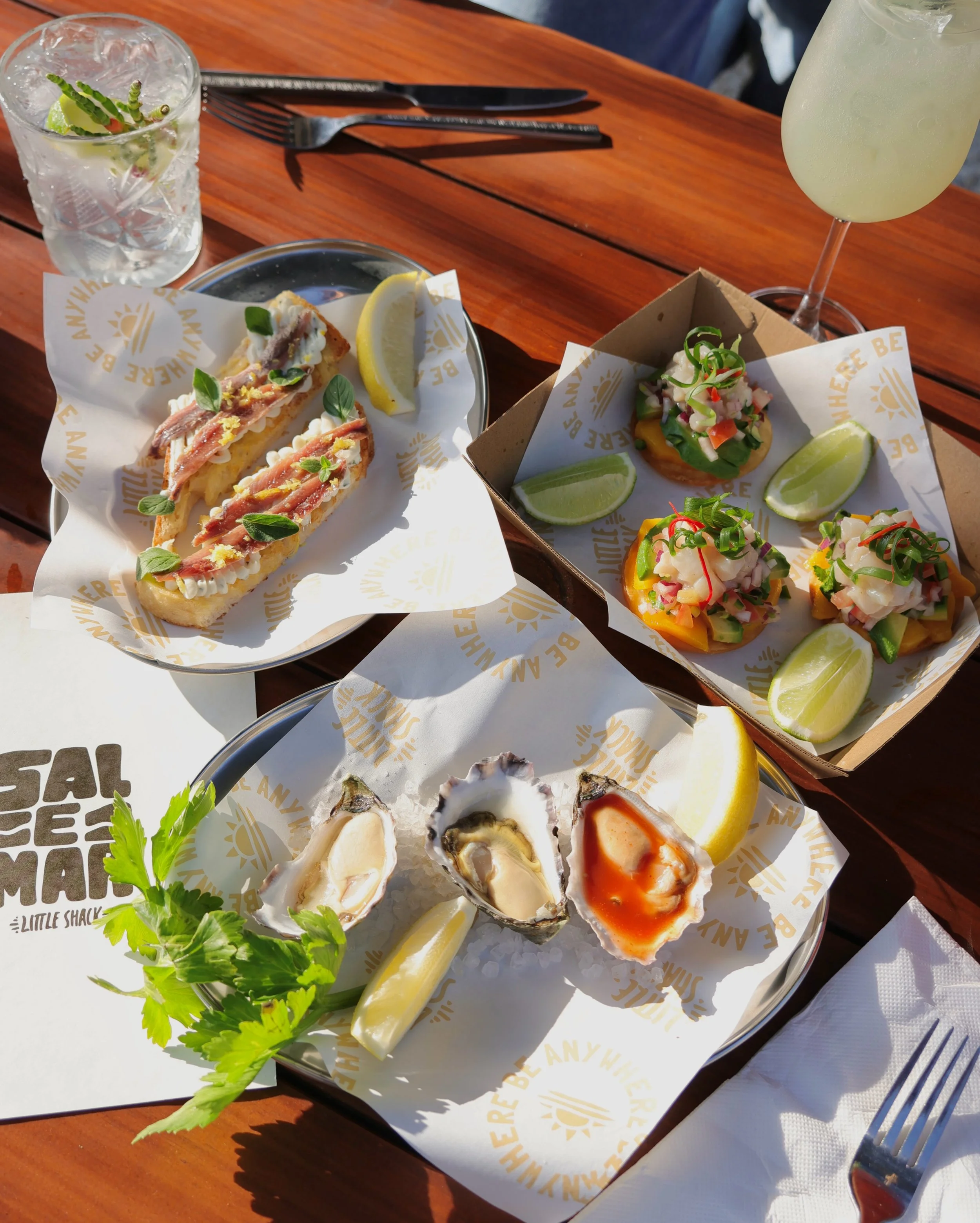 the spread is on &mdash; see you here 💙
(don&rsquo;t sleep on the ceviche tostadas)

#littleshack #portmac #bar #cafe
