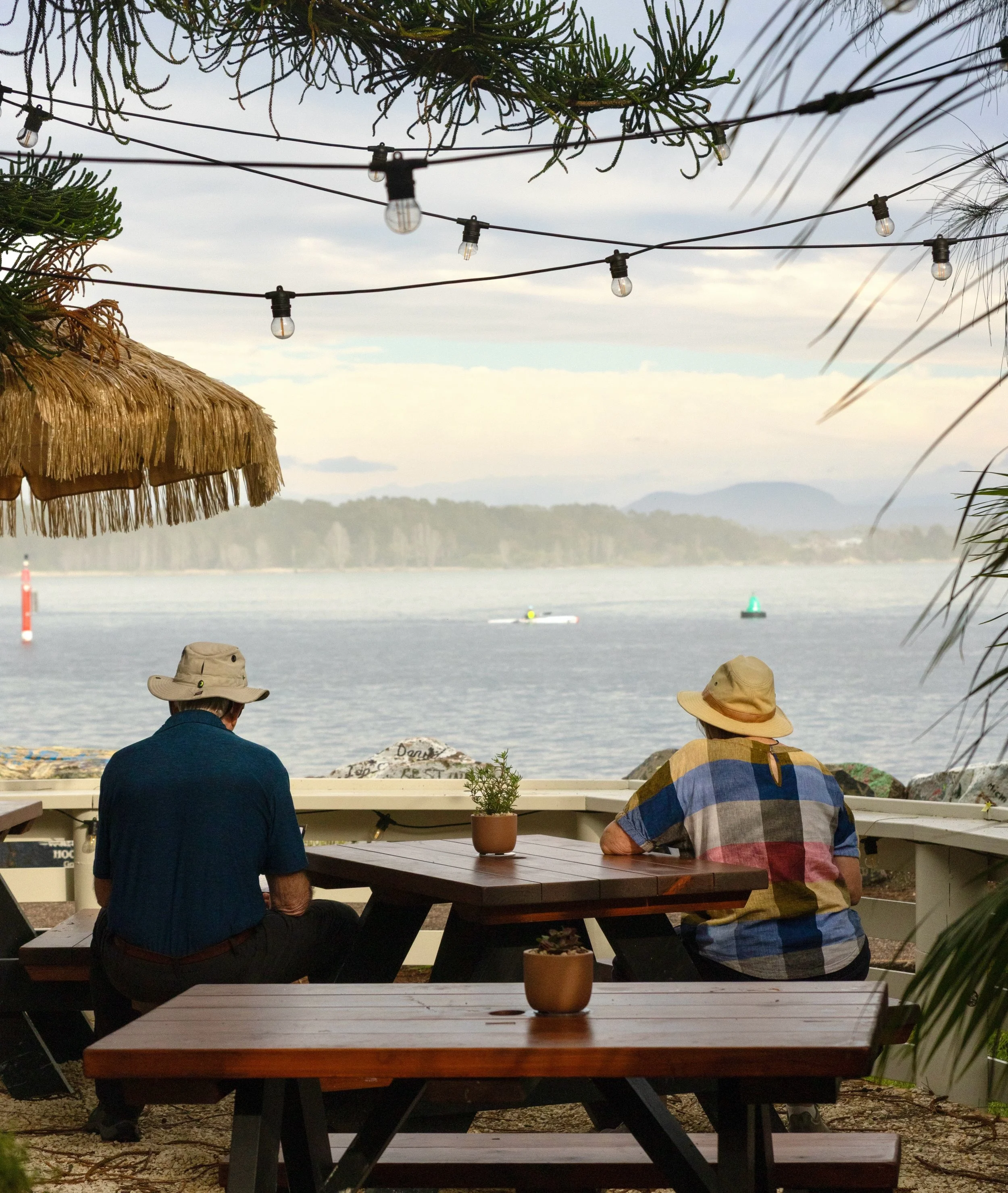monday morning things.
coffee, pastries, misty mountains + some chill beats&hellip;. seeya here 🏝️

#littleshack #portmac #cafe #bar #nsw