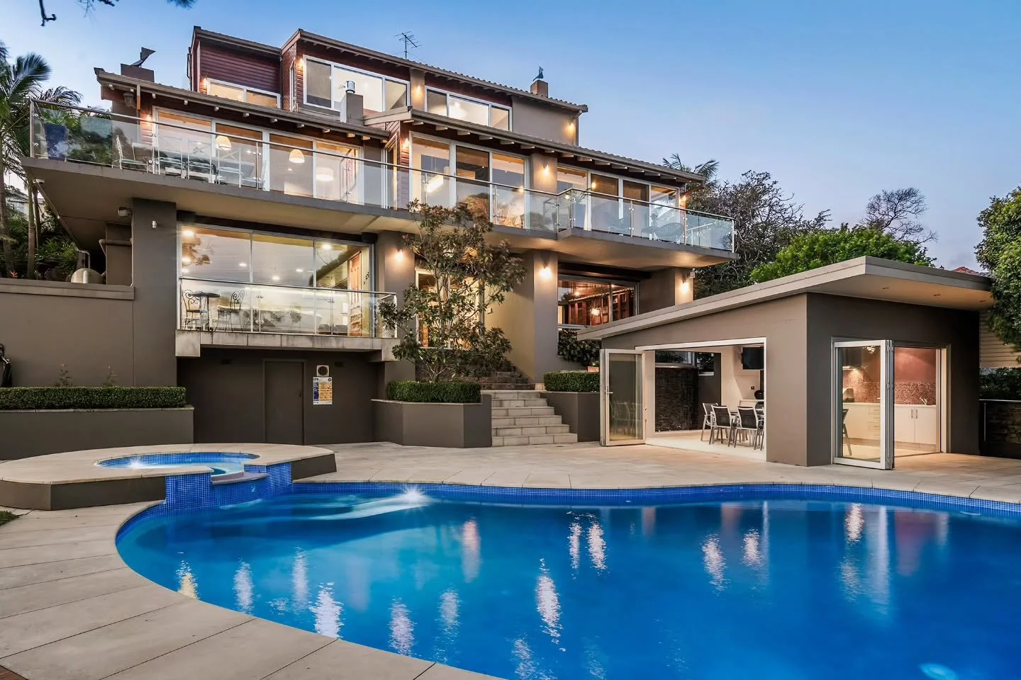 Clio Haus real estate photography. Reach out for
your next sale.

#realestate #realestatephotographers #sydney
#photography #artis #sydneyrealestate l