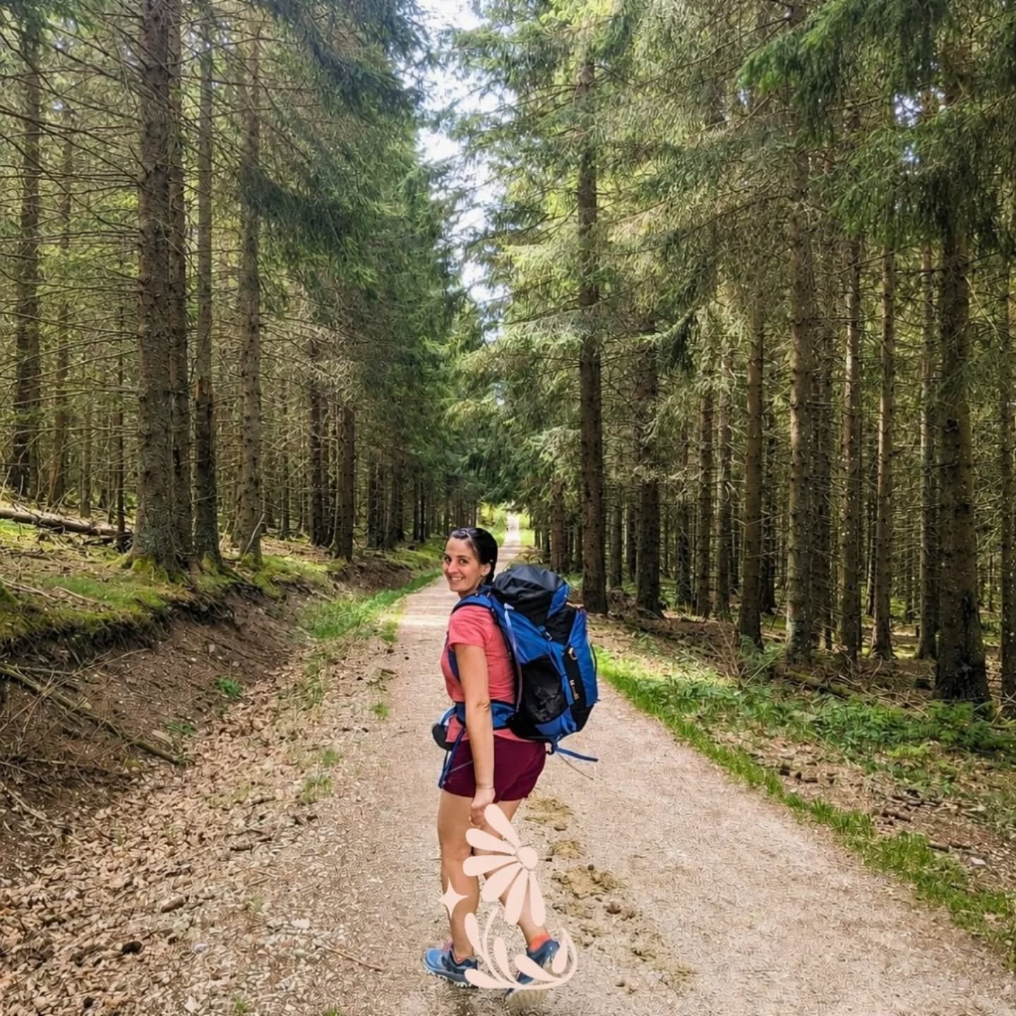 🌿 Ce chemin n'&eacute;tait pas pr&eacute;vu. Il s'est r&eacute;v&eacute;l&eacute;.

Je m'appelle L&eacute;a. Et si je suis kin&eacute;siologue aujourd'hui, c'est parce que la vie m'a appris tr&egrave;s t&ocirc;t que le corps porte tout.

Les deuils 