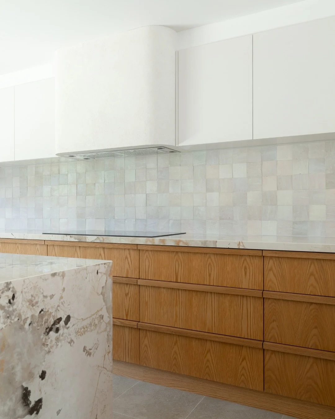 A kitchen designed to feel as good as it looks 🤍

For this Dudley renovation, the brief was simple - create a space layered with warmth and texture, but built to truly last. A kitchen that could handle real life without ever compromising on beauty.
