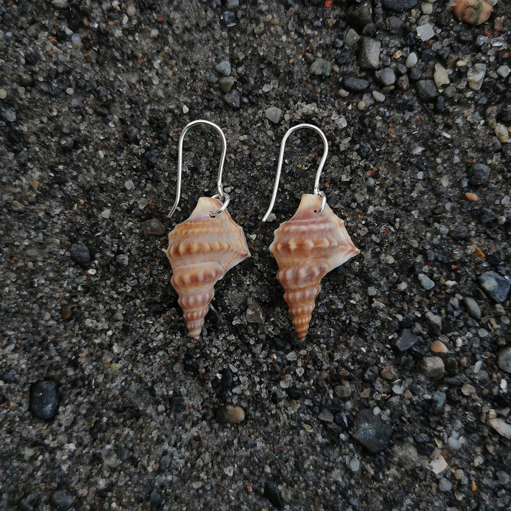 Pelikanfod sølvøreringe