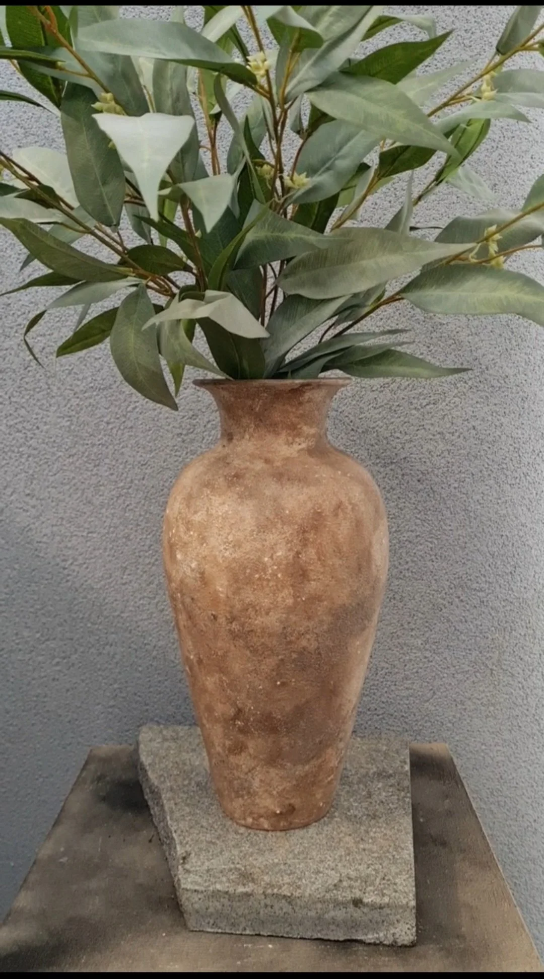 The farmhouse Vase with artificial eucalyptus
