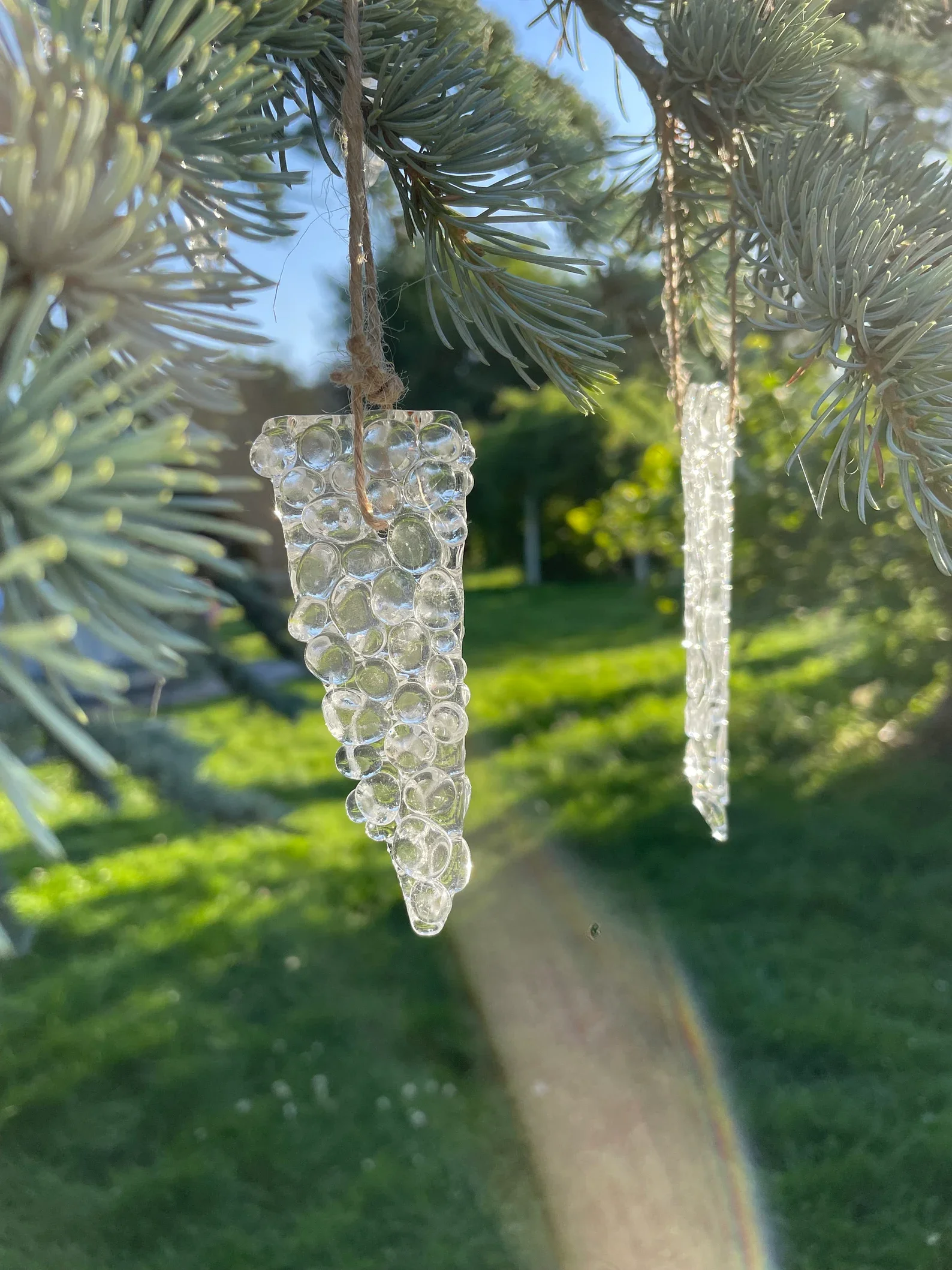 Batch of 10 fused glass christmas wonky icicles