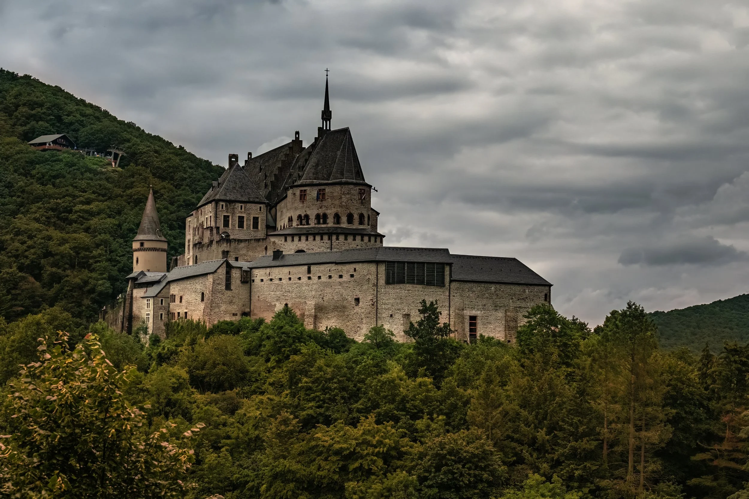 015 Castle Vianden-topaz-denoise.jpg