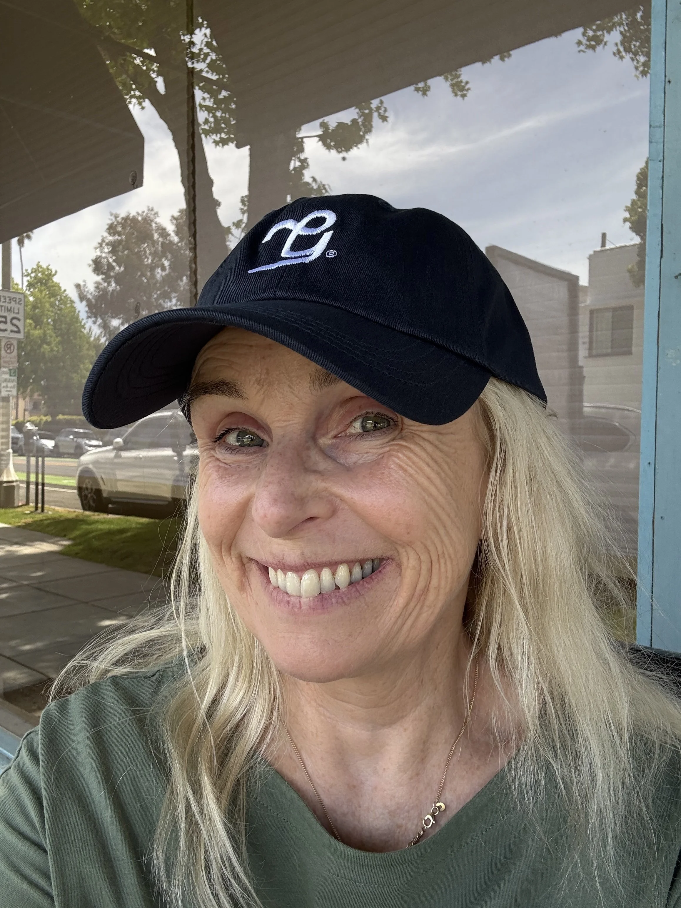 Carolina Starre. The Soul Coach. Offering Spiritual Guidance Online And In Person, Reiki Healing and Coaching.