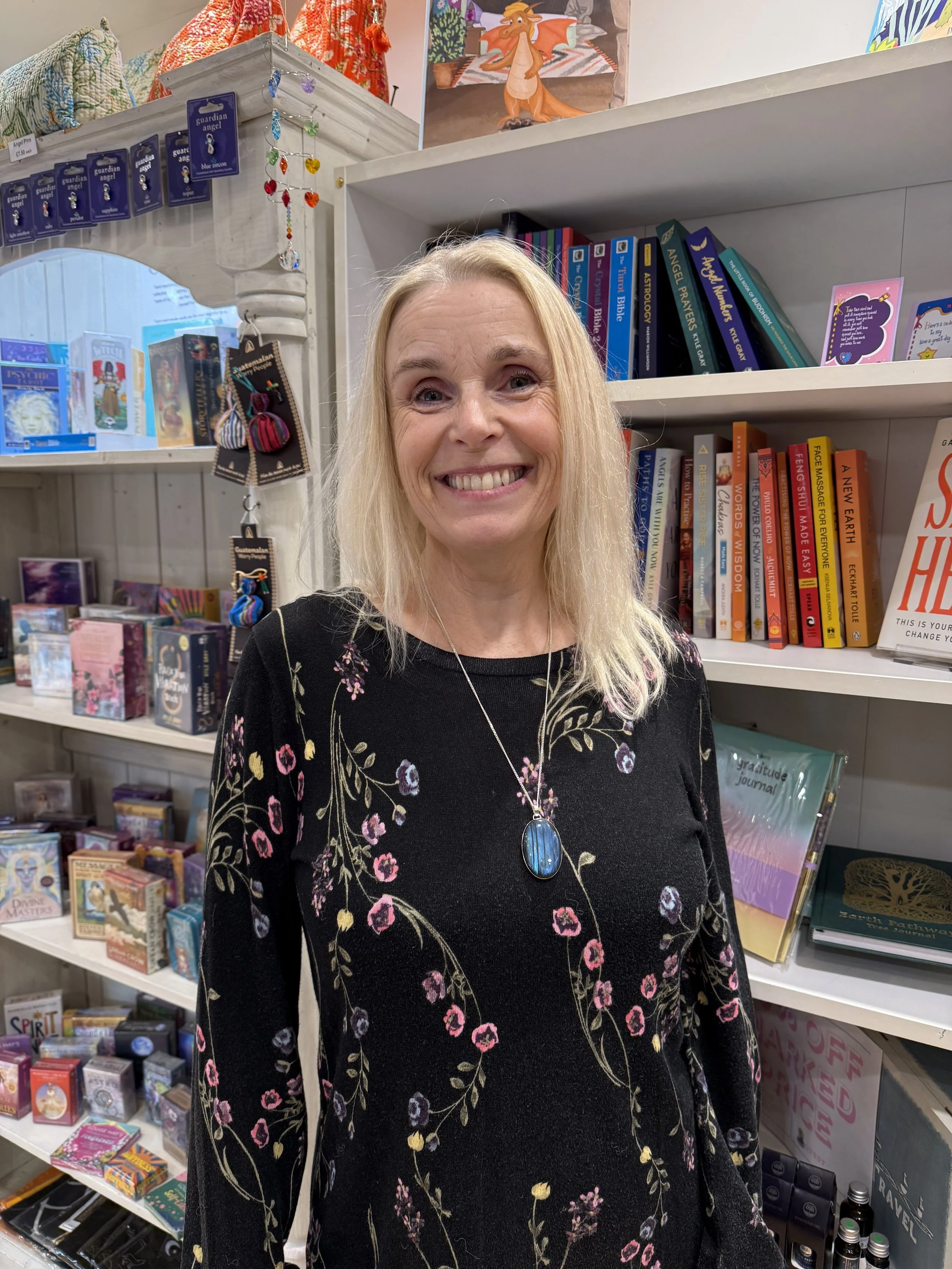 Carolina Starre. The Soul Coach. Offering Spiritual Guidance Online And In Person, Reiki Healing and Coaching.