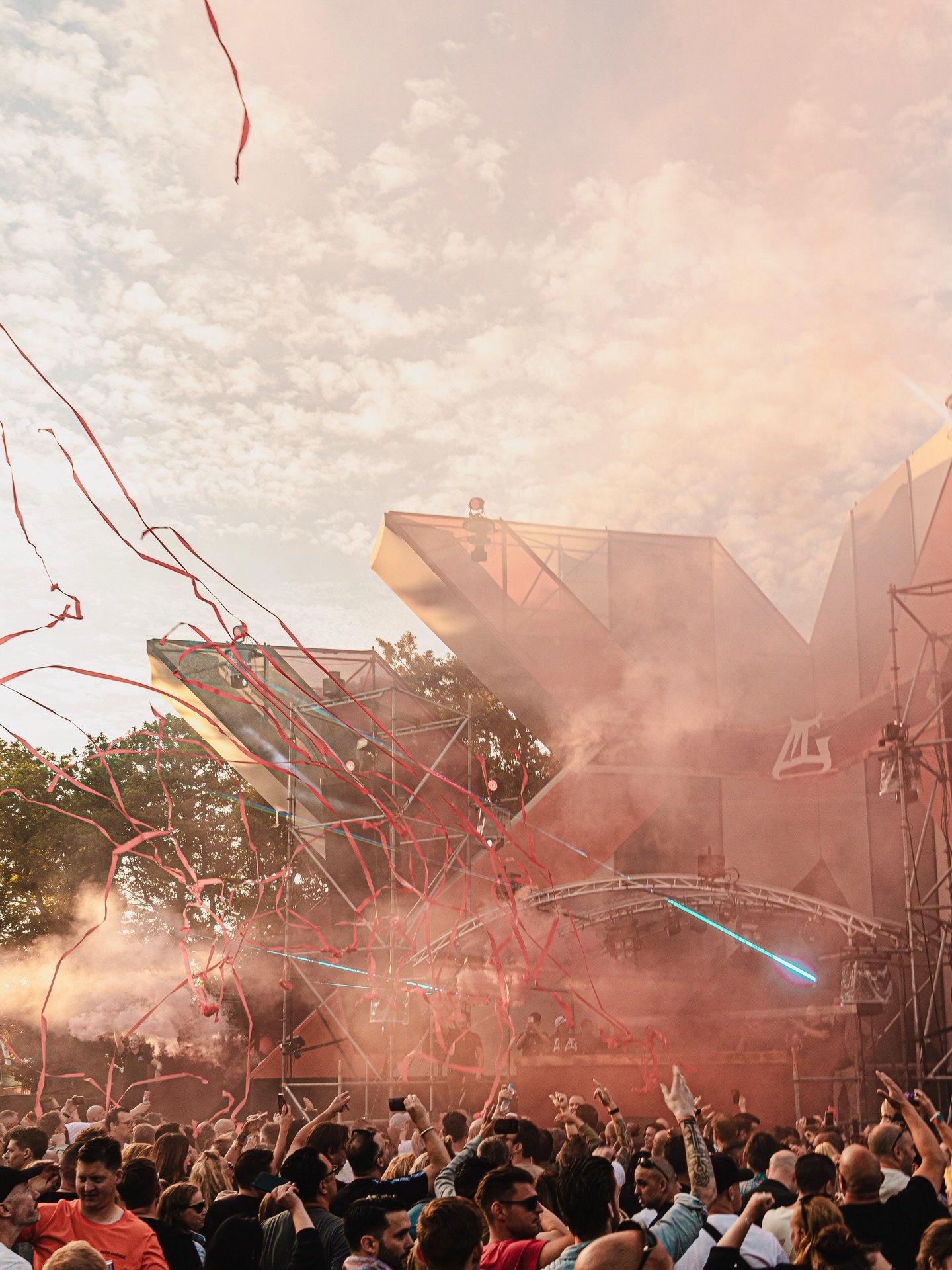 The ticket sale for Multigroove Festival has started 🐲

After the community sale and pre-registration round, the ticketshop is now open for everyone. Community and Early tickets are almost sold out, so grab yours for &euro;45 before they&rsquo;re go