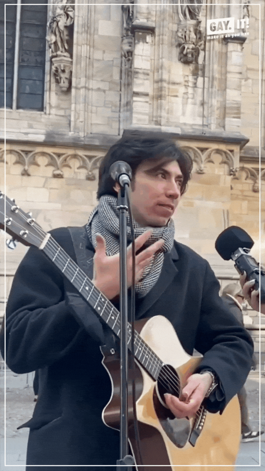 Interviewing people in Milan after the victory of Blanco and Mahmood at Sanremo in 2022.