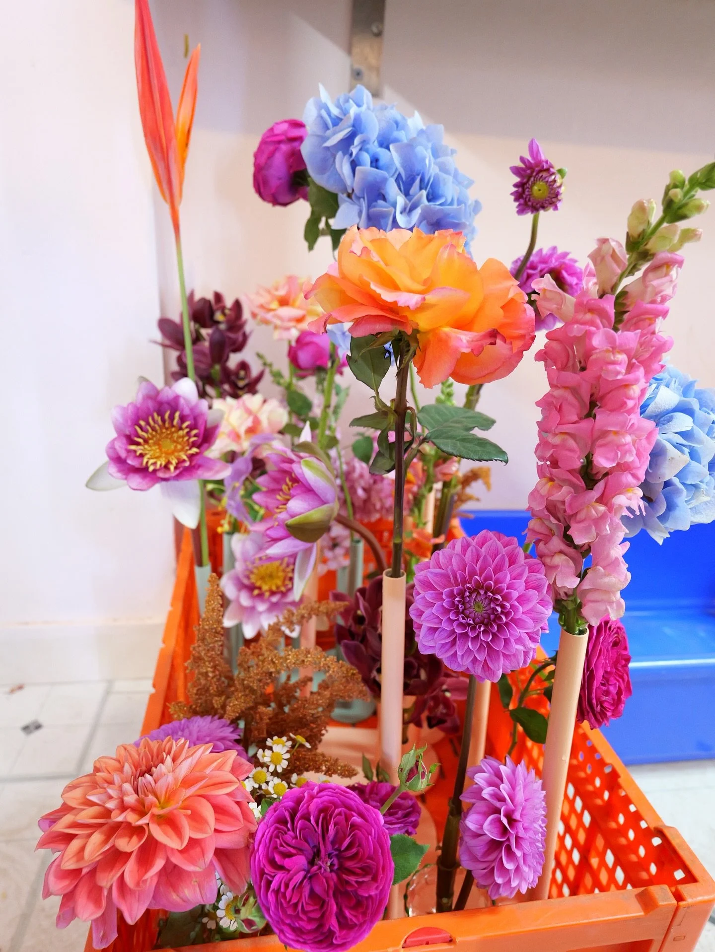 Packing Wedding florals for tomorrow&rsquo;s Tomorrows Wedding! the orange crate just slaps !!