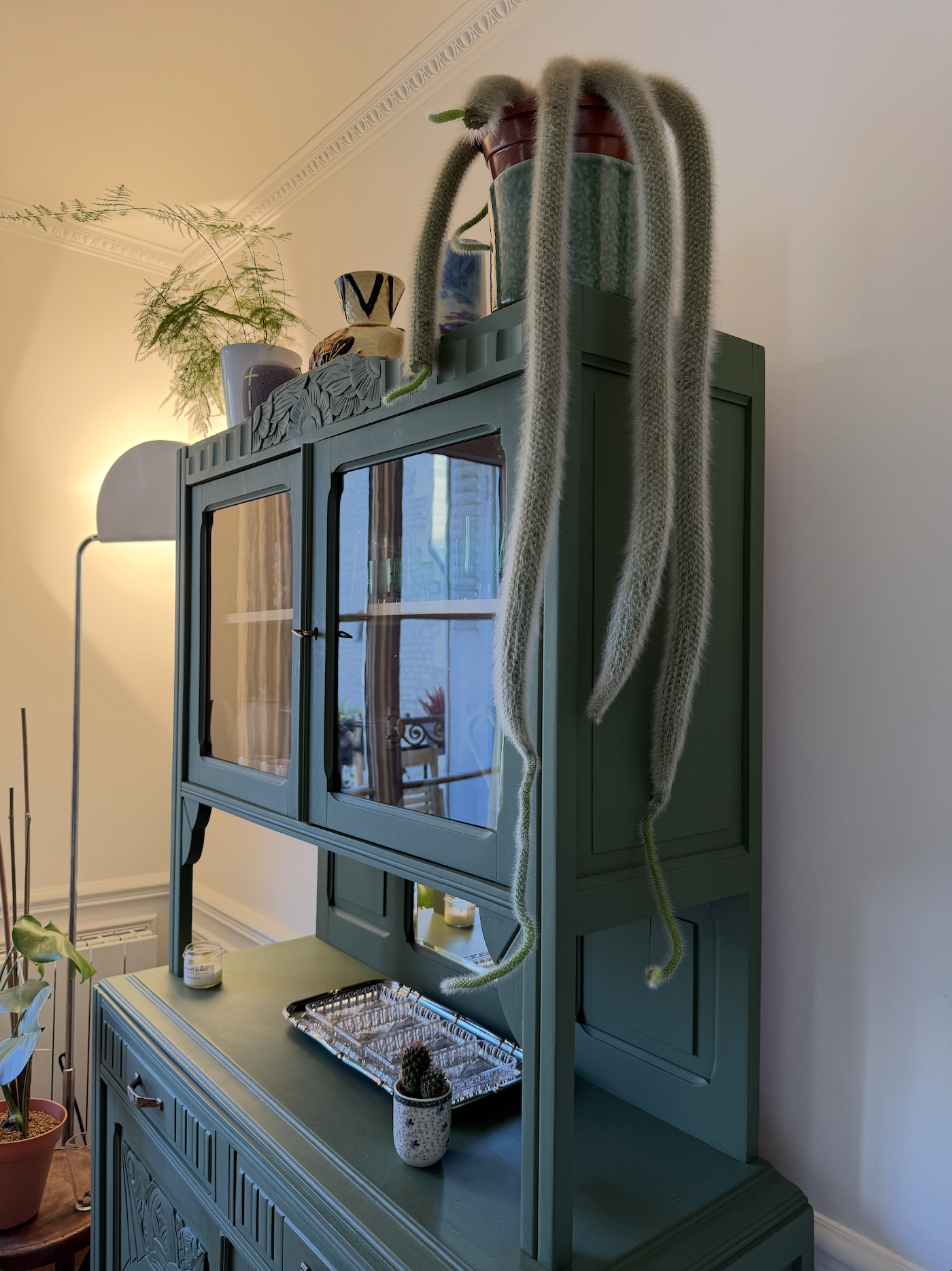 Buffet vaisselier ancien