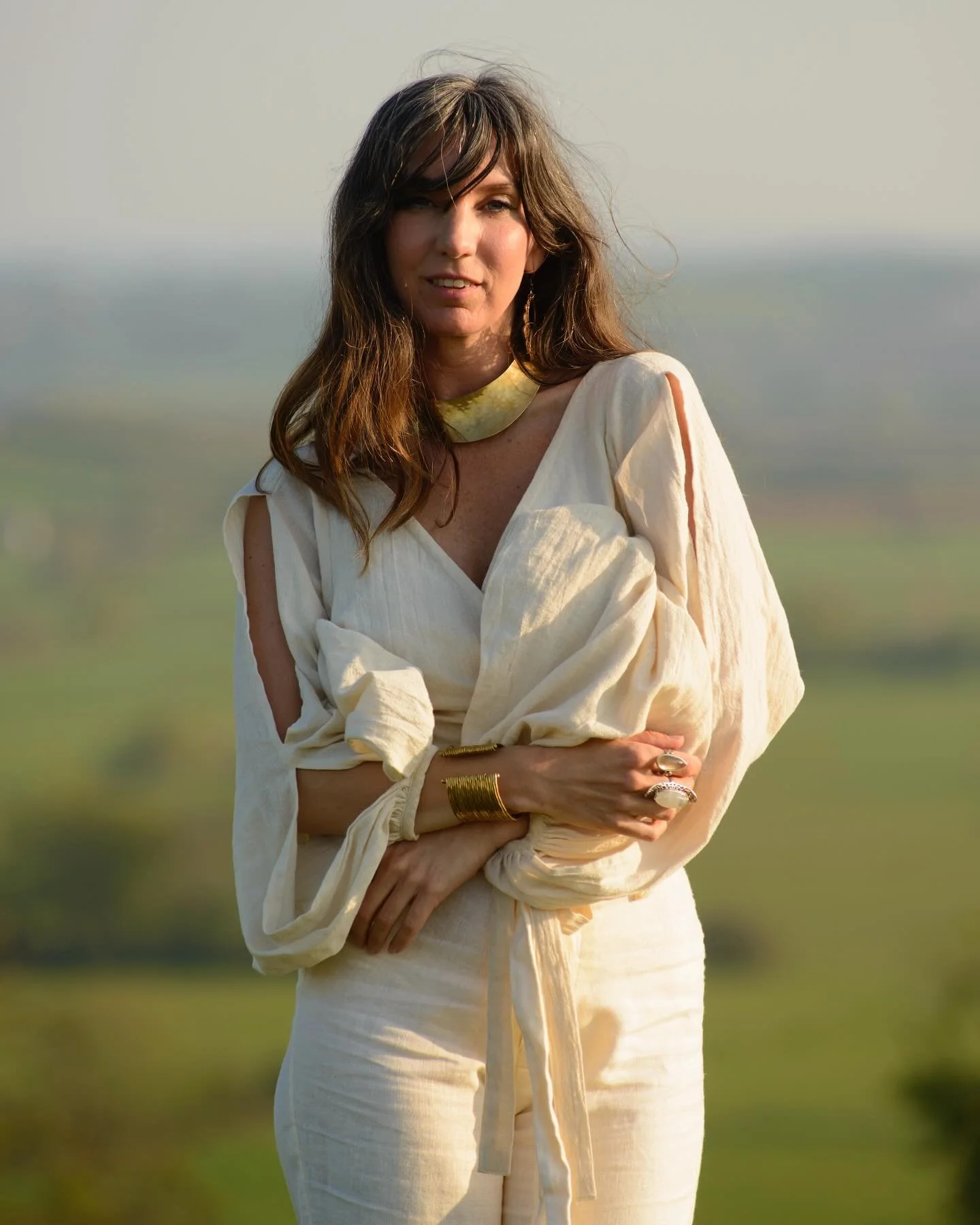 As spring unfolds, I embrace my elegant ivory linens and organic cottons. There&rsquo;s a timeless sophistication in wearing light colors under the sun, reflecting the beauty of the season. ✨

Im currently in the process of having my website revamped