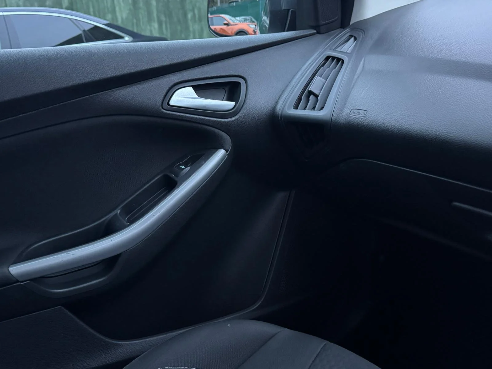 PHOTO-2025-10-04-12-56-36 9.jpg