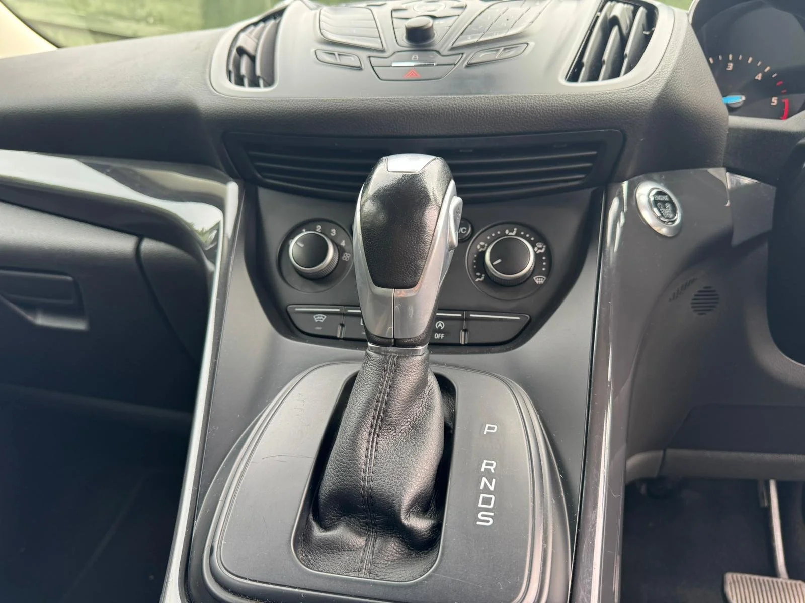 PHOTO-2025-10-04-12-52-41 3.jpg