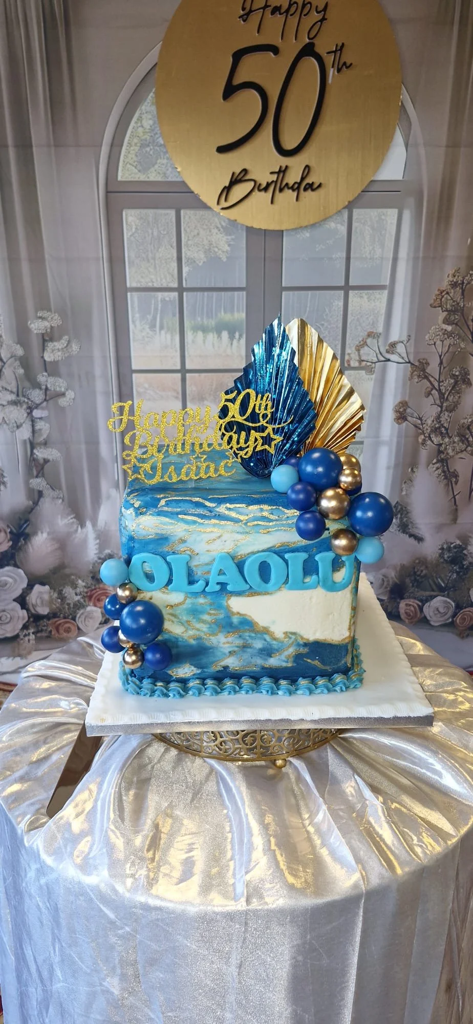 olaolu cake.jpeg