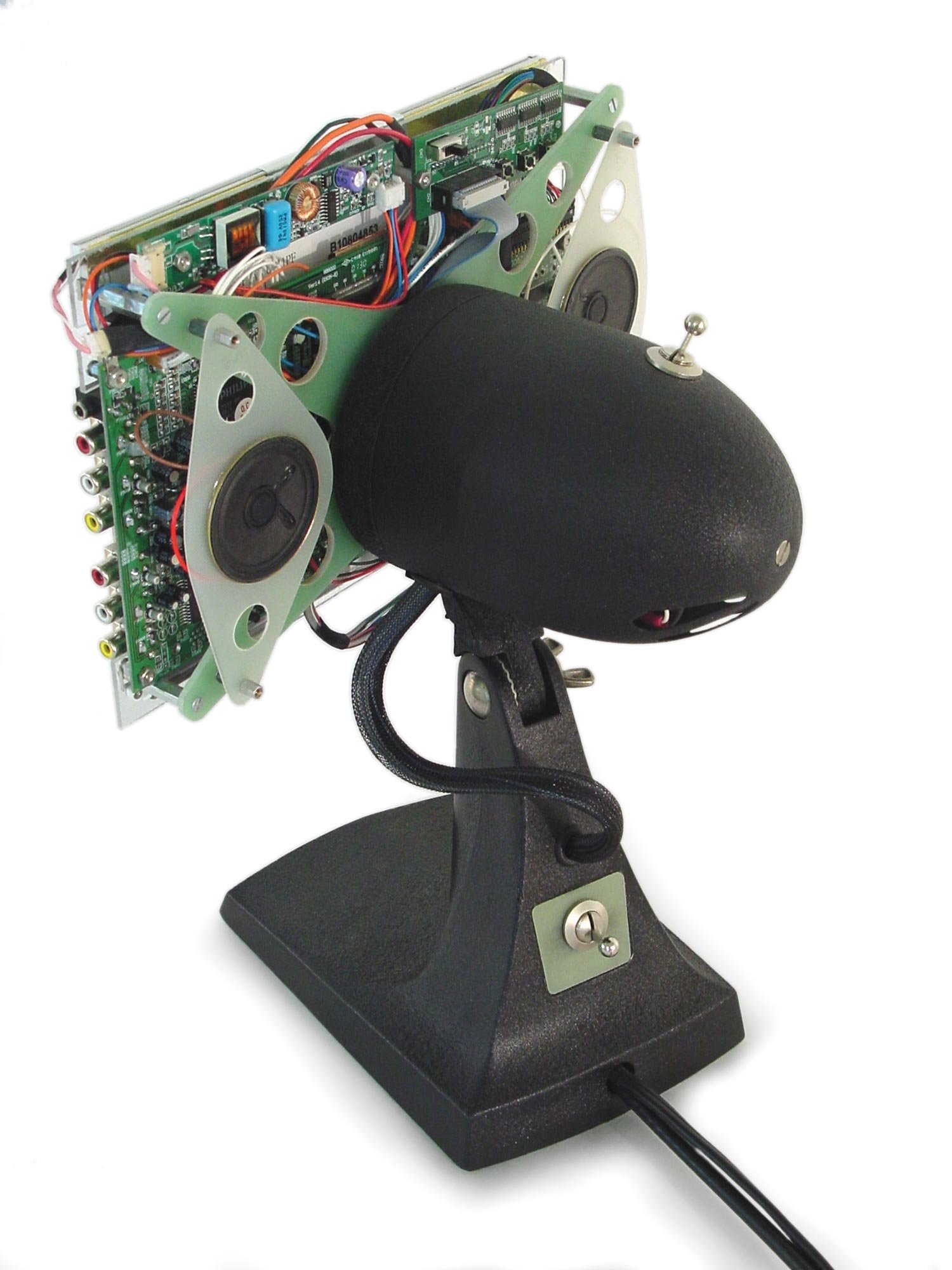 oscillator_threequarter-rear.jpg