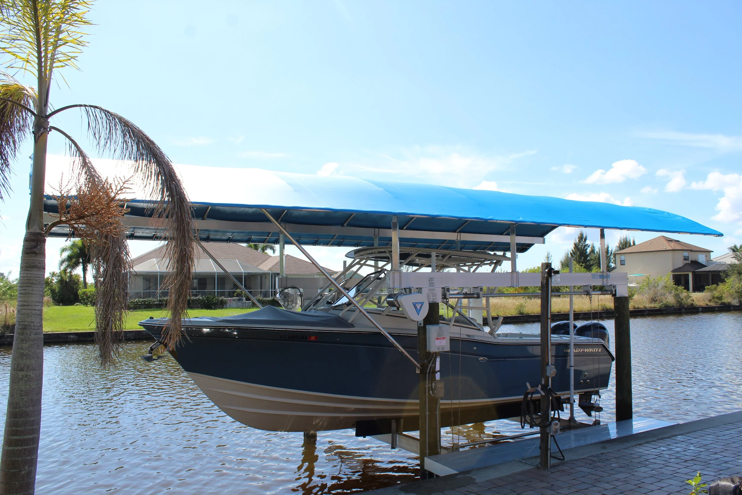 Boat Lift with Cover - South Gulf Cove