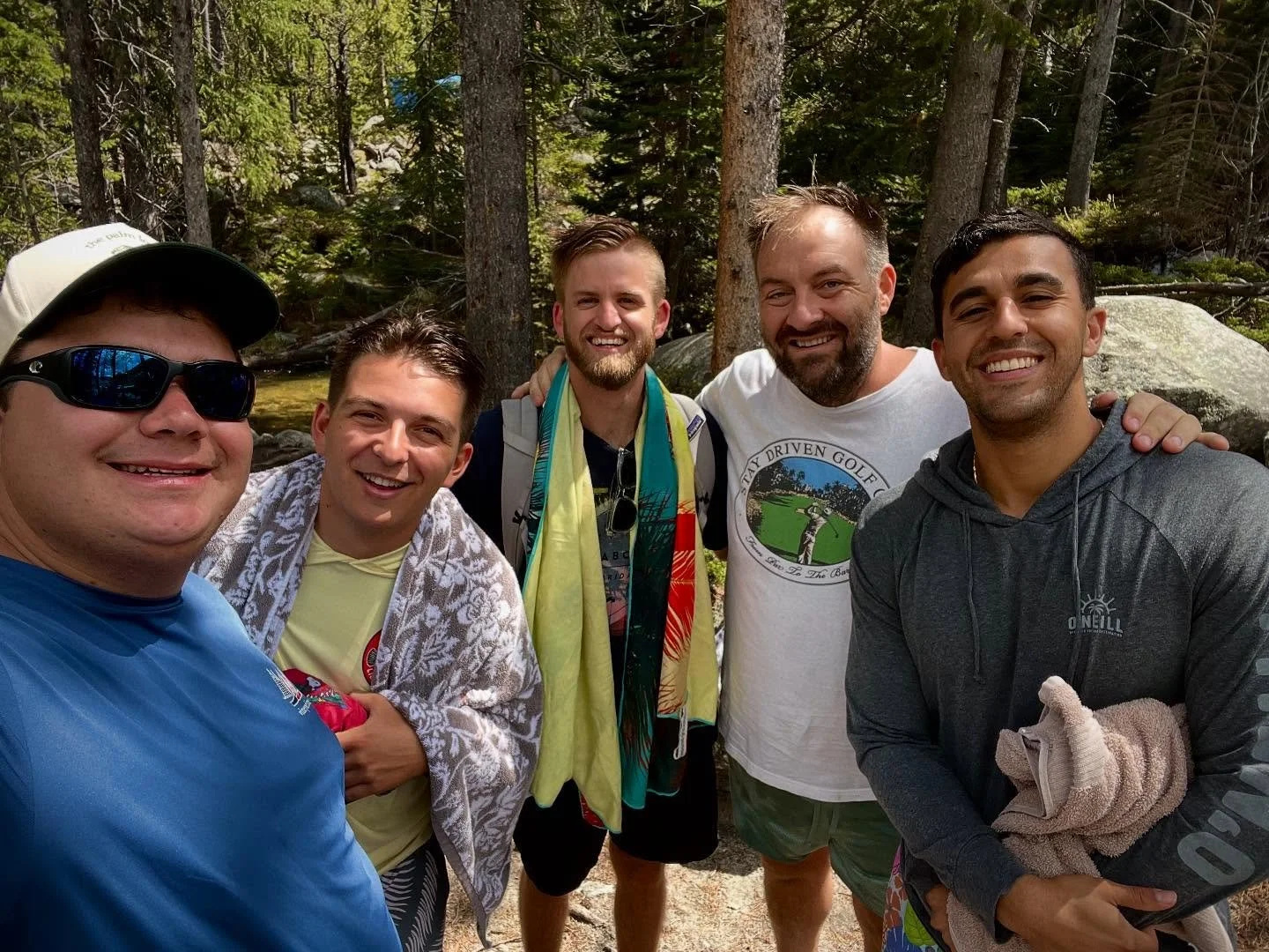 The gang heads to Montana for Jesse&rsquo;s surprise birthday party!
