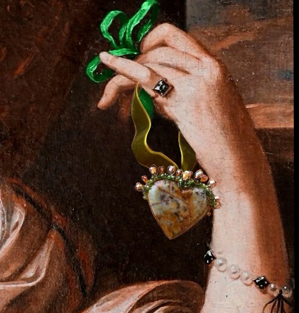 ✨Sacred heart tourquise ✨ #turquesa #corazonsagrado #royaljewellery #regaljewelry #heartjewelry