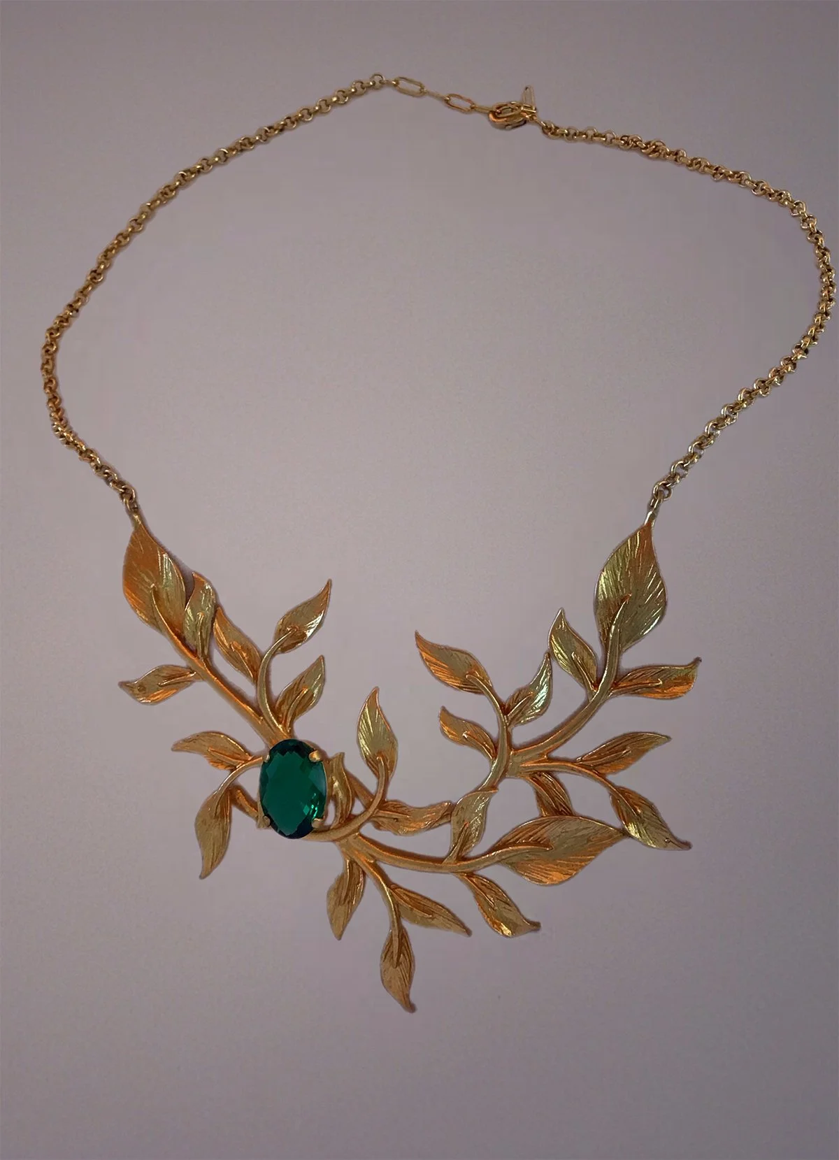 Vine necklace with chain