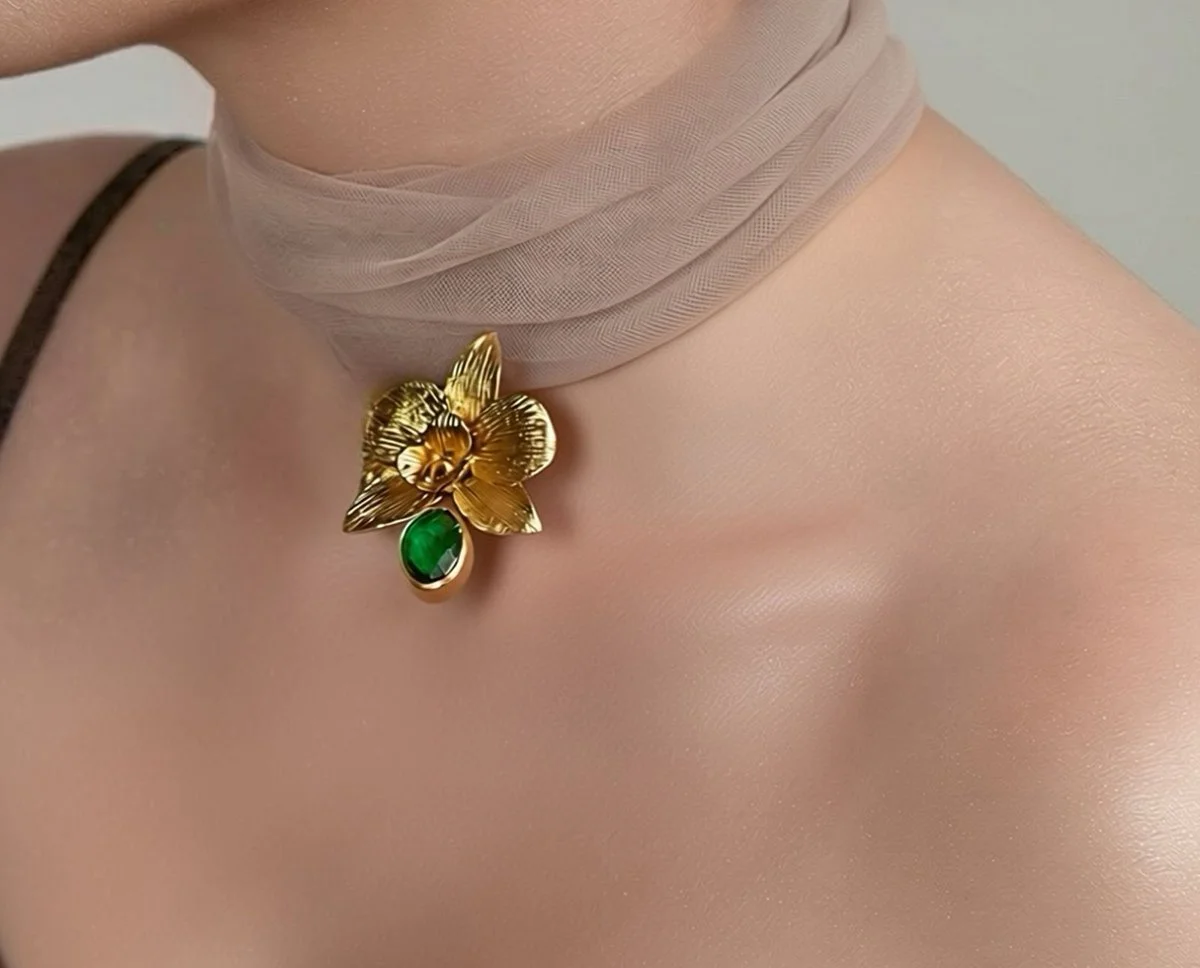 Orchid Green Crystal Necklace