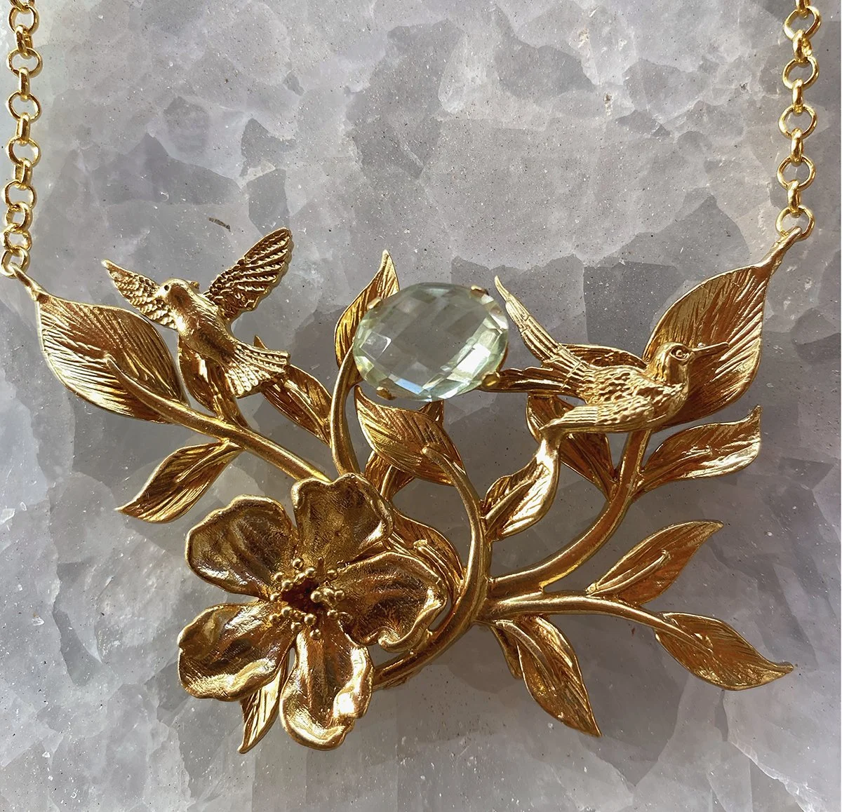 azar-goldbirdnecklace-birdnecklace-goldnecklacewithbirds-goldnecklace-titalopez.jpg