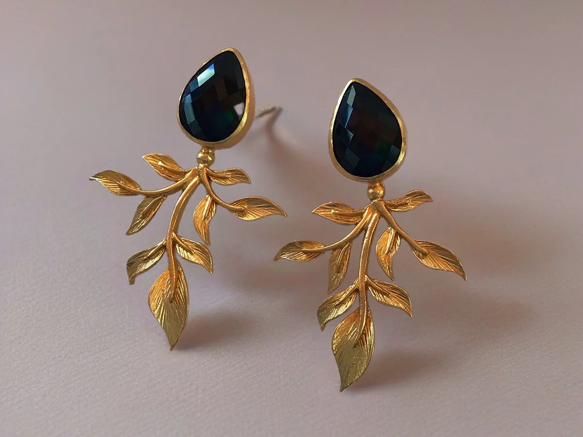 Vine single crystal earrings