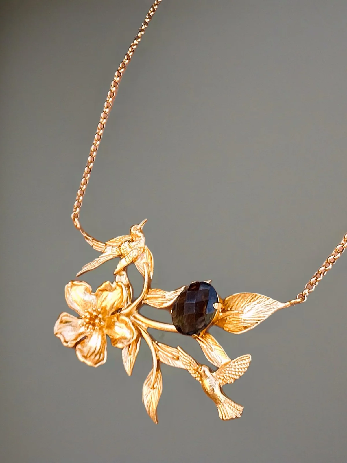 azar-birdnecklace-birdnecklace-birdjewelry-goldjewelry-crystal-titalopez.jpg