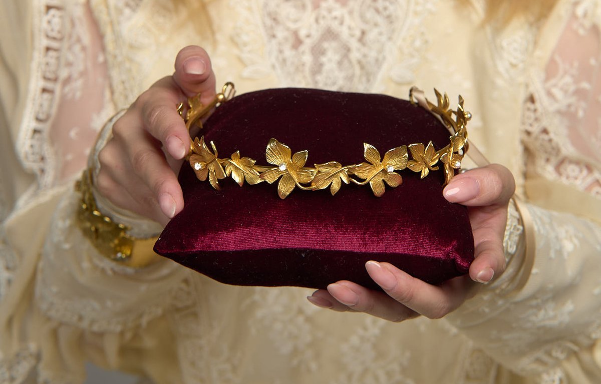 Gaia's Nature Crown