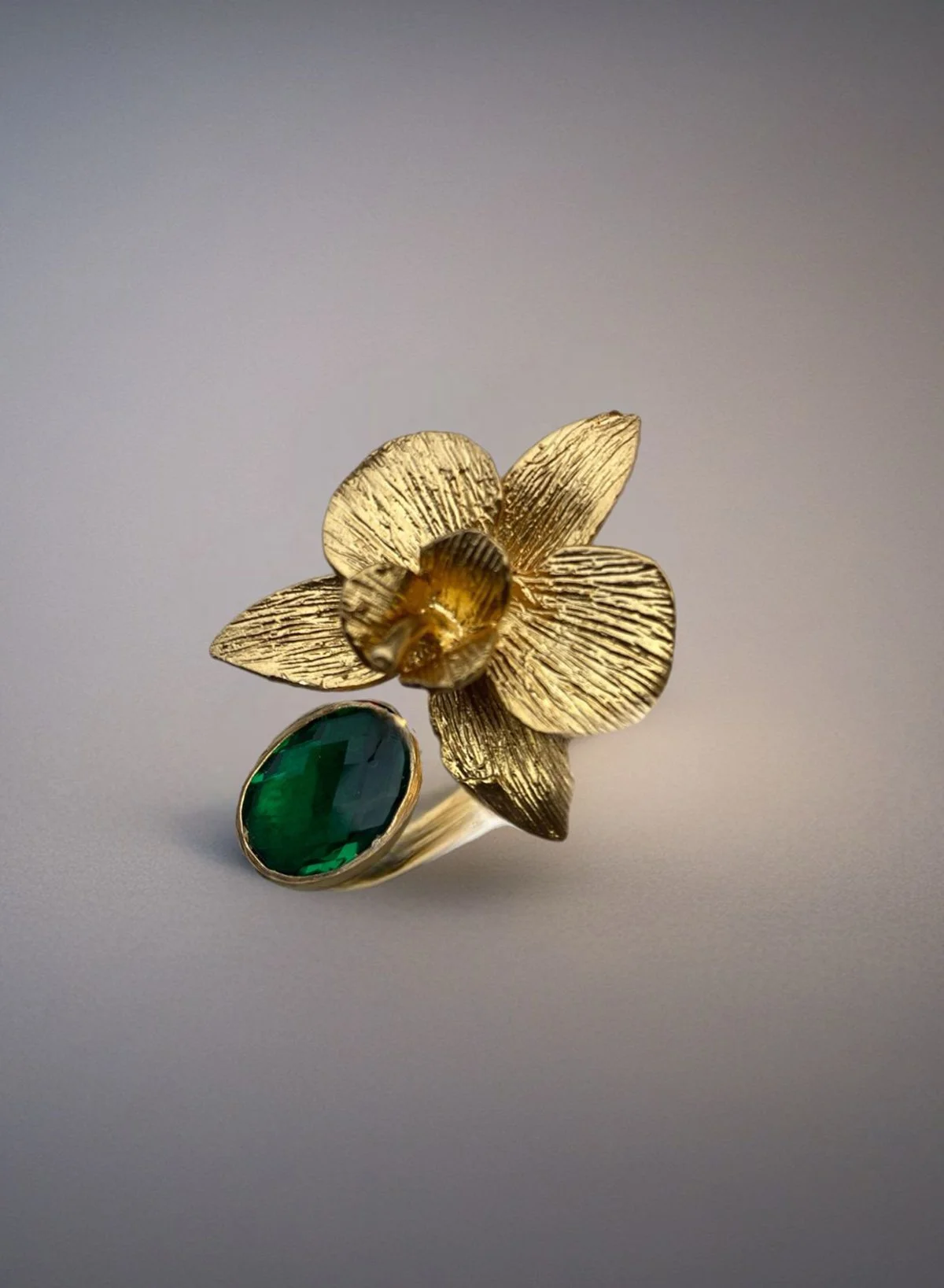 Orchid Green Crystal Ring