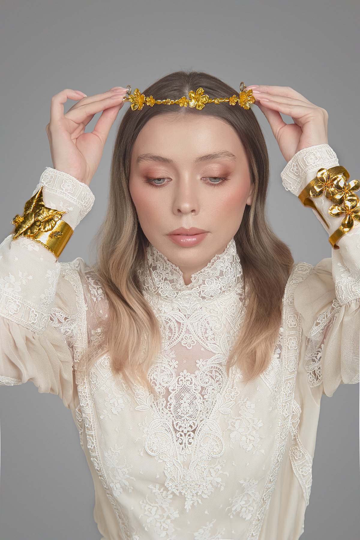 azar-corona-headpiecejewelry-hairjewelry-crown-crownjewelry-titalopez.jpg