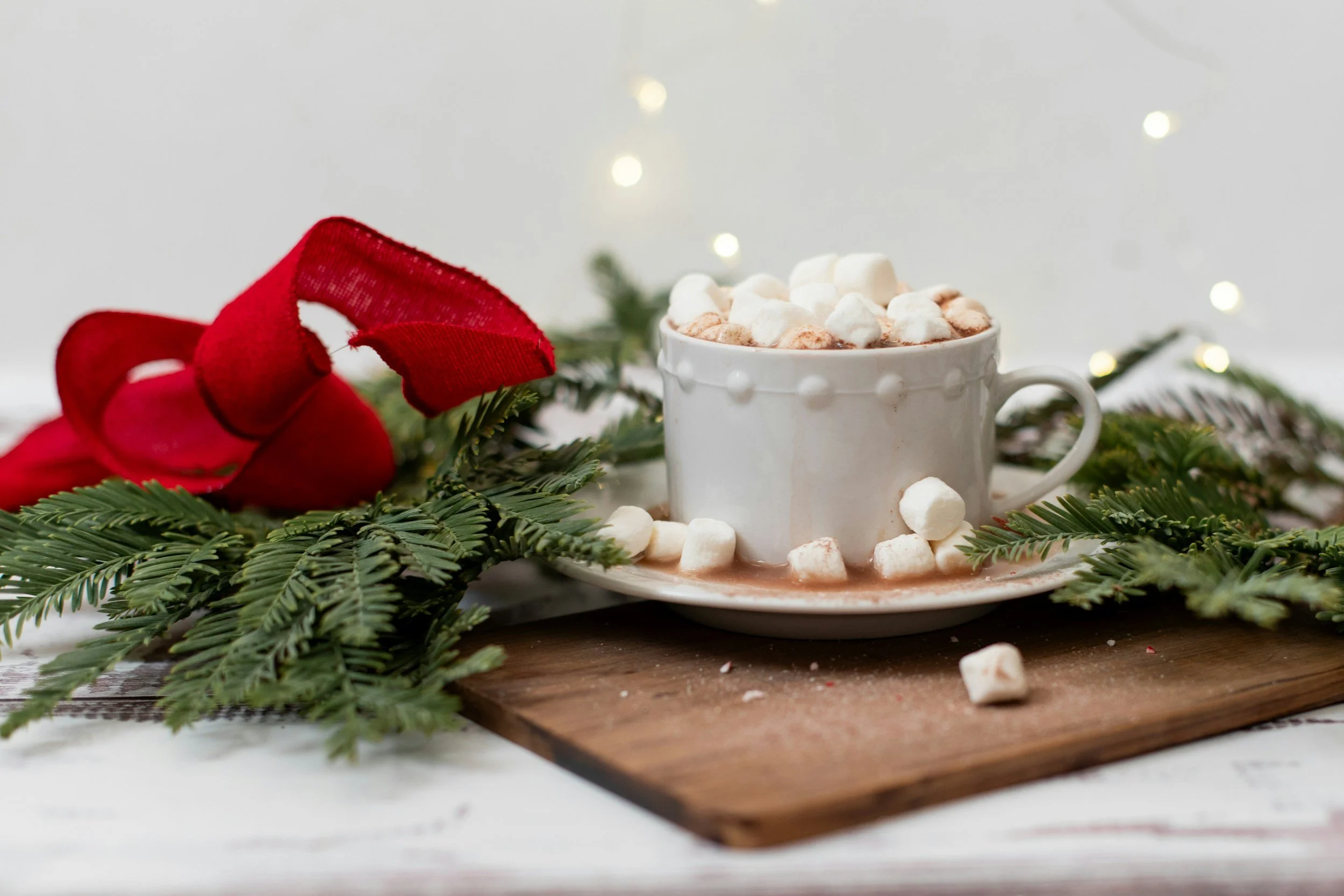 hot cocoa with lights