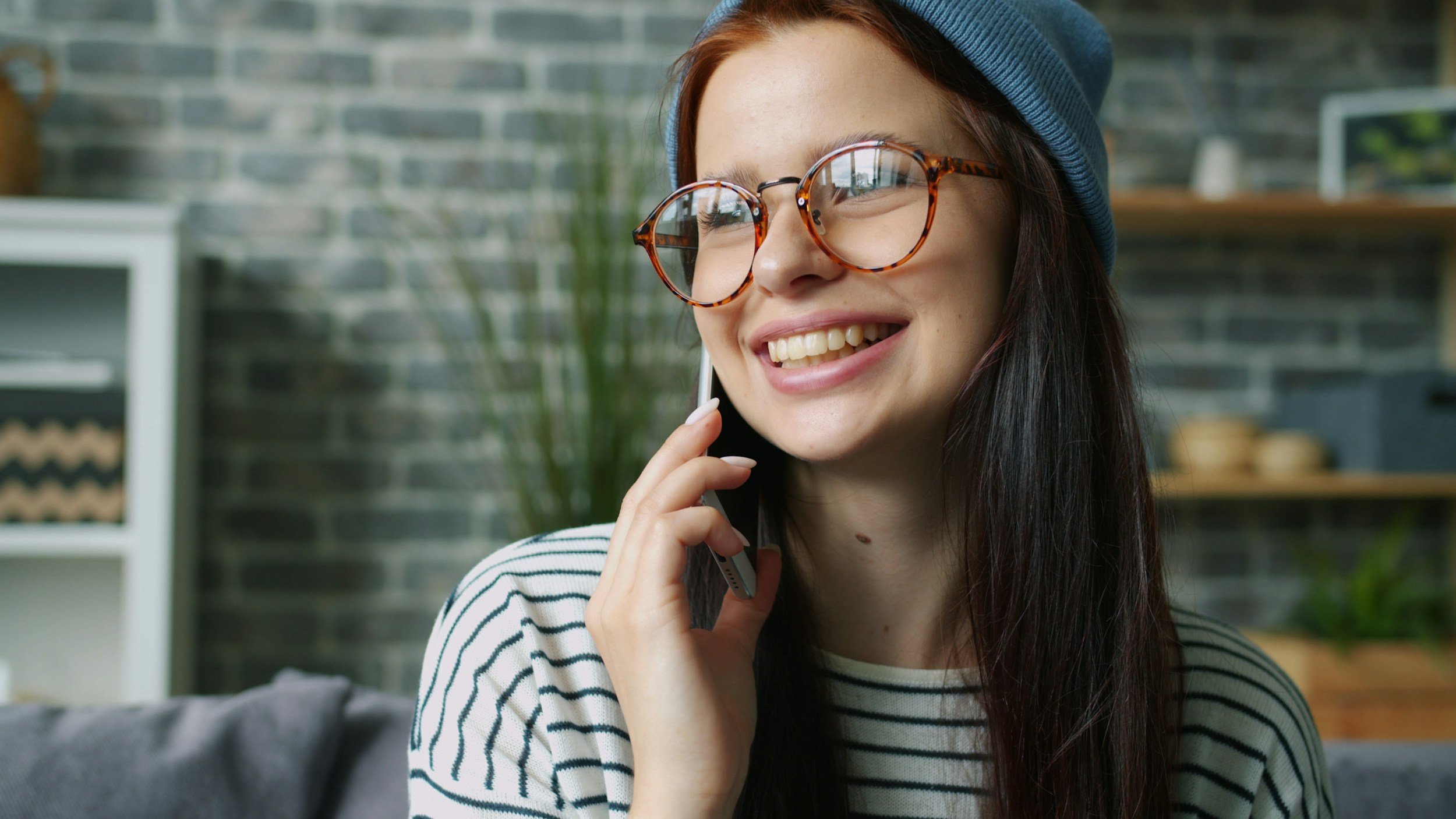 happy phone call