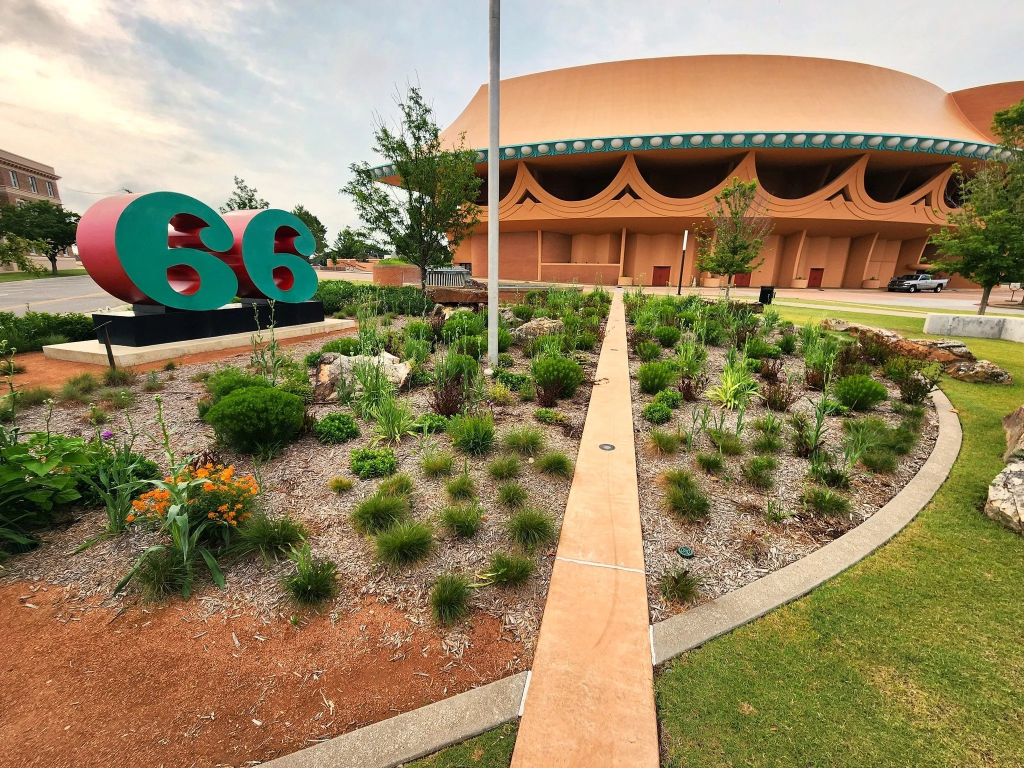 Sunshine &amp; great design! @unitysquarebvl is the perfect place to soak up the beautiful weather, thanks to Ambler Architects' thoughtful design. Take advantage of the wonderful weather and visit today!