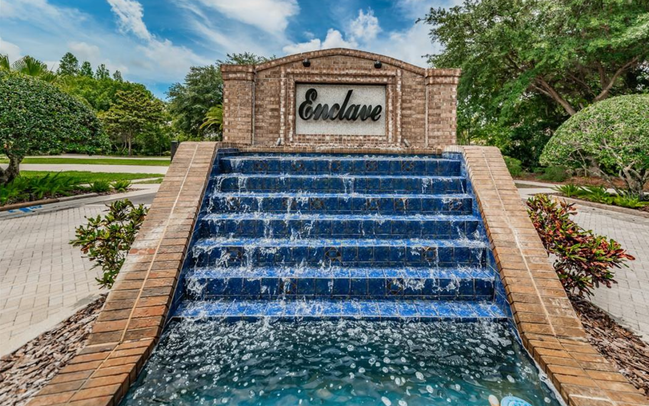 ENCLAVE - Eastlake Woodlands