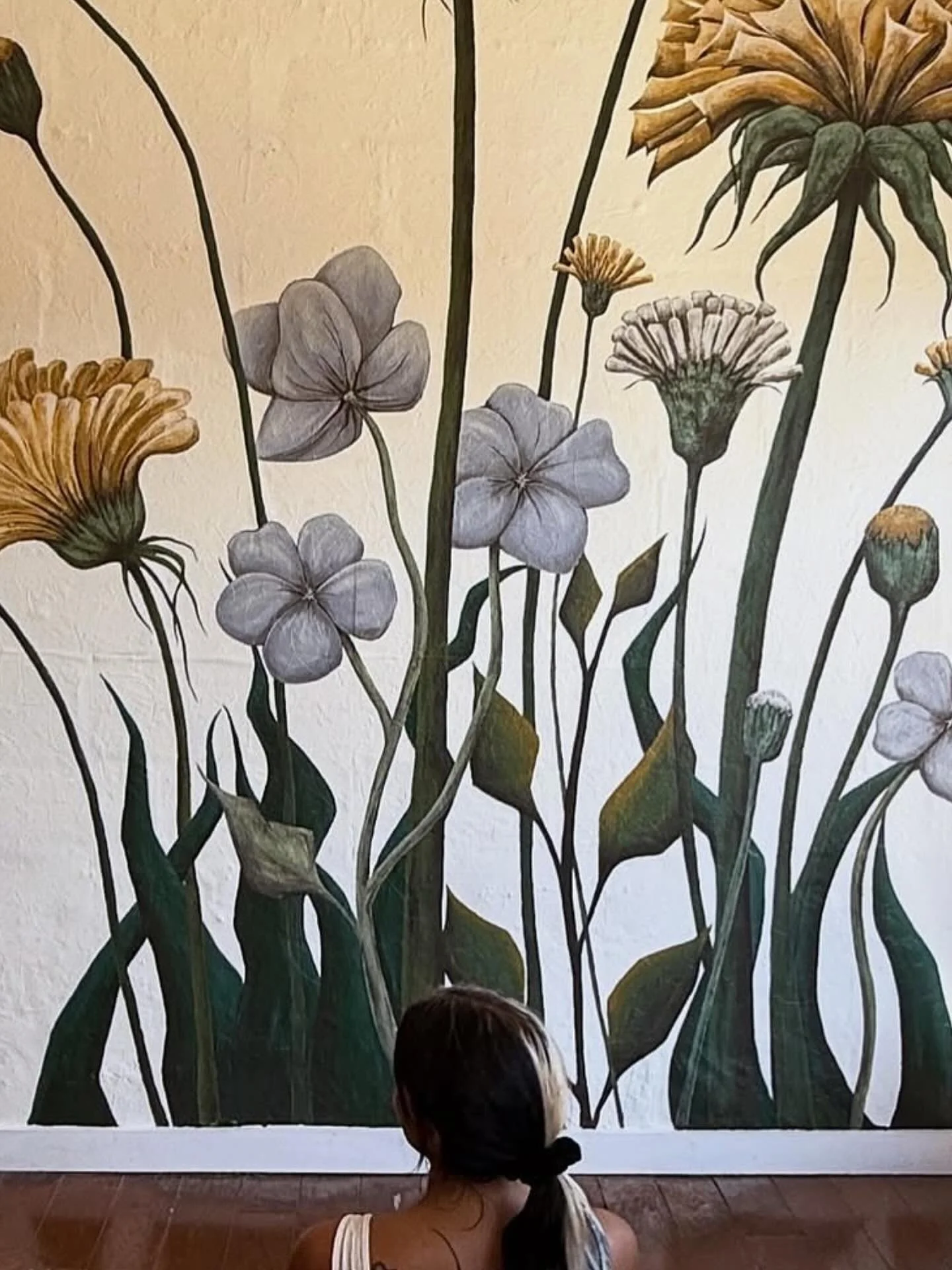 I love that I get to see this beautiful mural every day that my daughter painted. ❤️❤️❤️