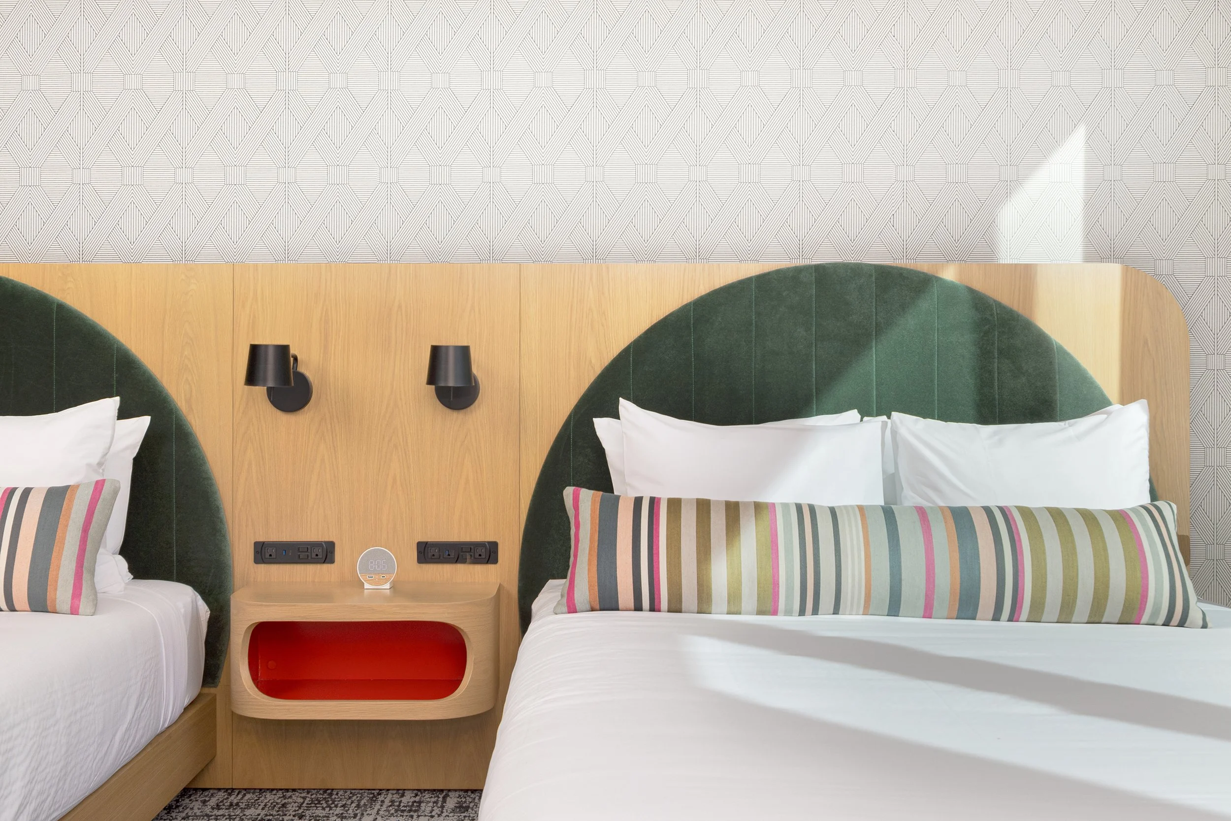 artfulway D-unit wall.jpg